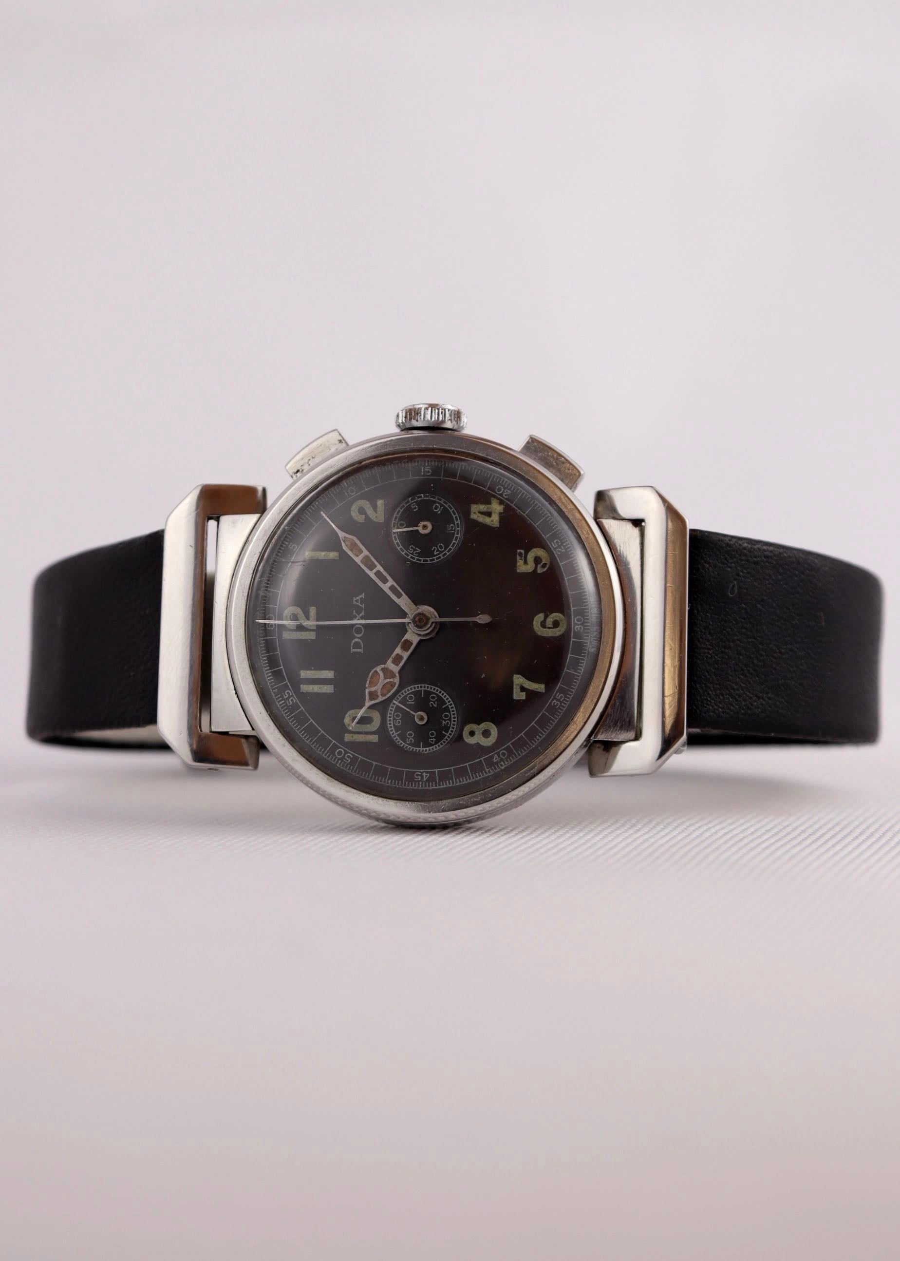 1940s Doxa Chronograph Hooded Lugs Valjoux 22