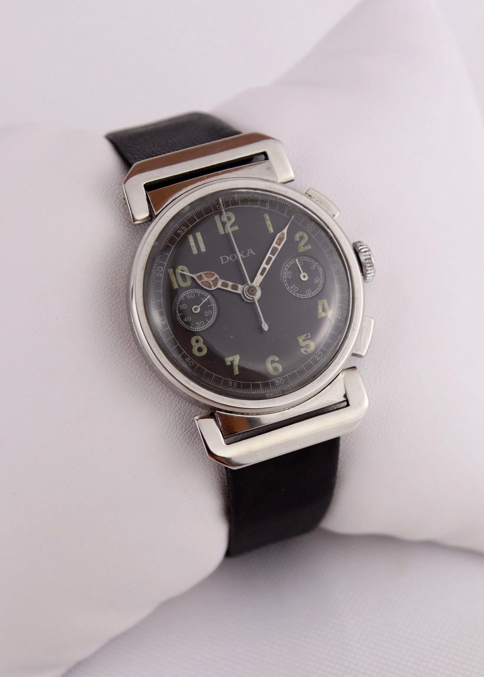 1940s Doxa Chronograph Hooded Lugs Valjoux 22