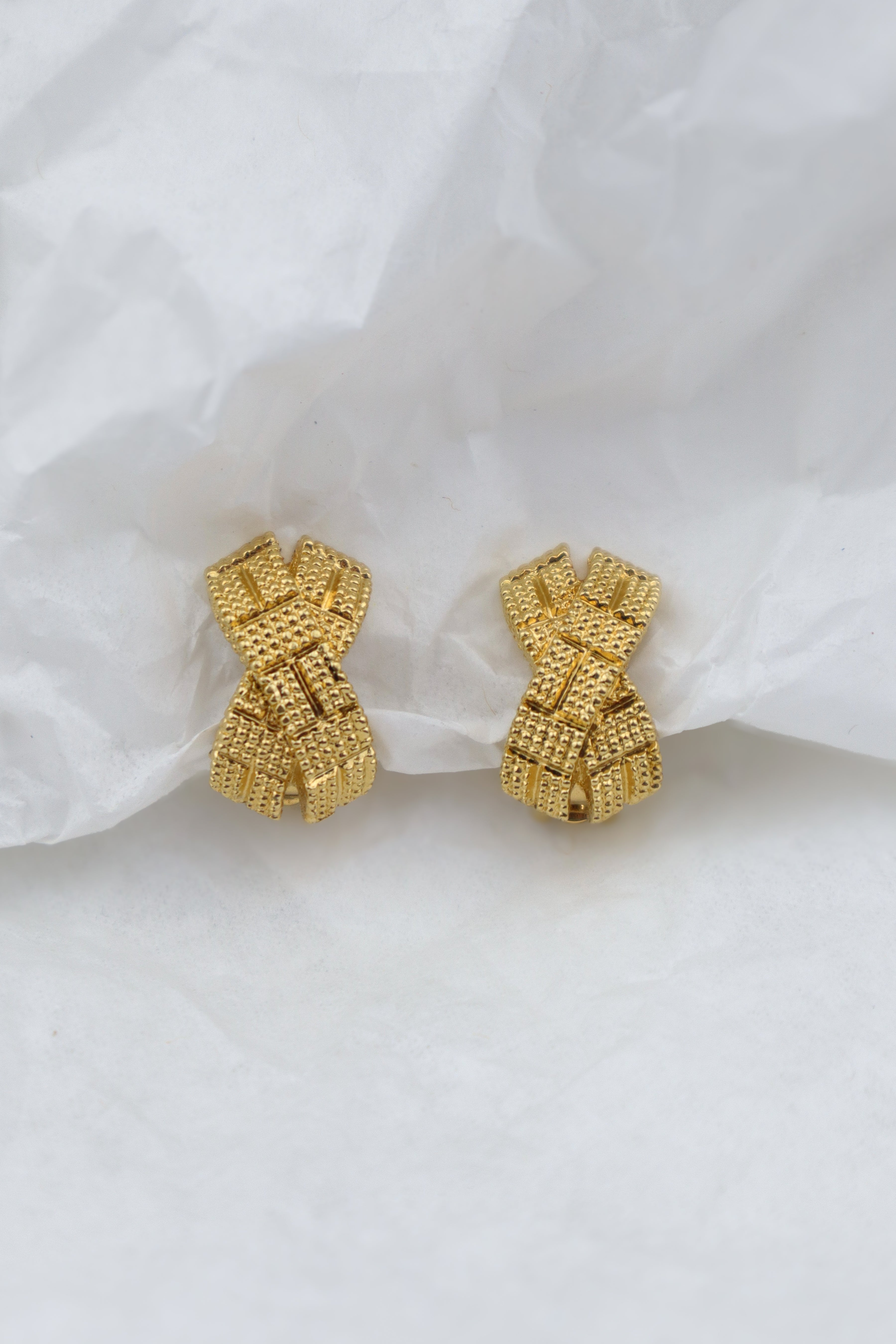 Dior – klipsy kultowe wstążki