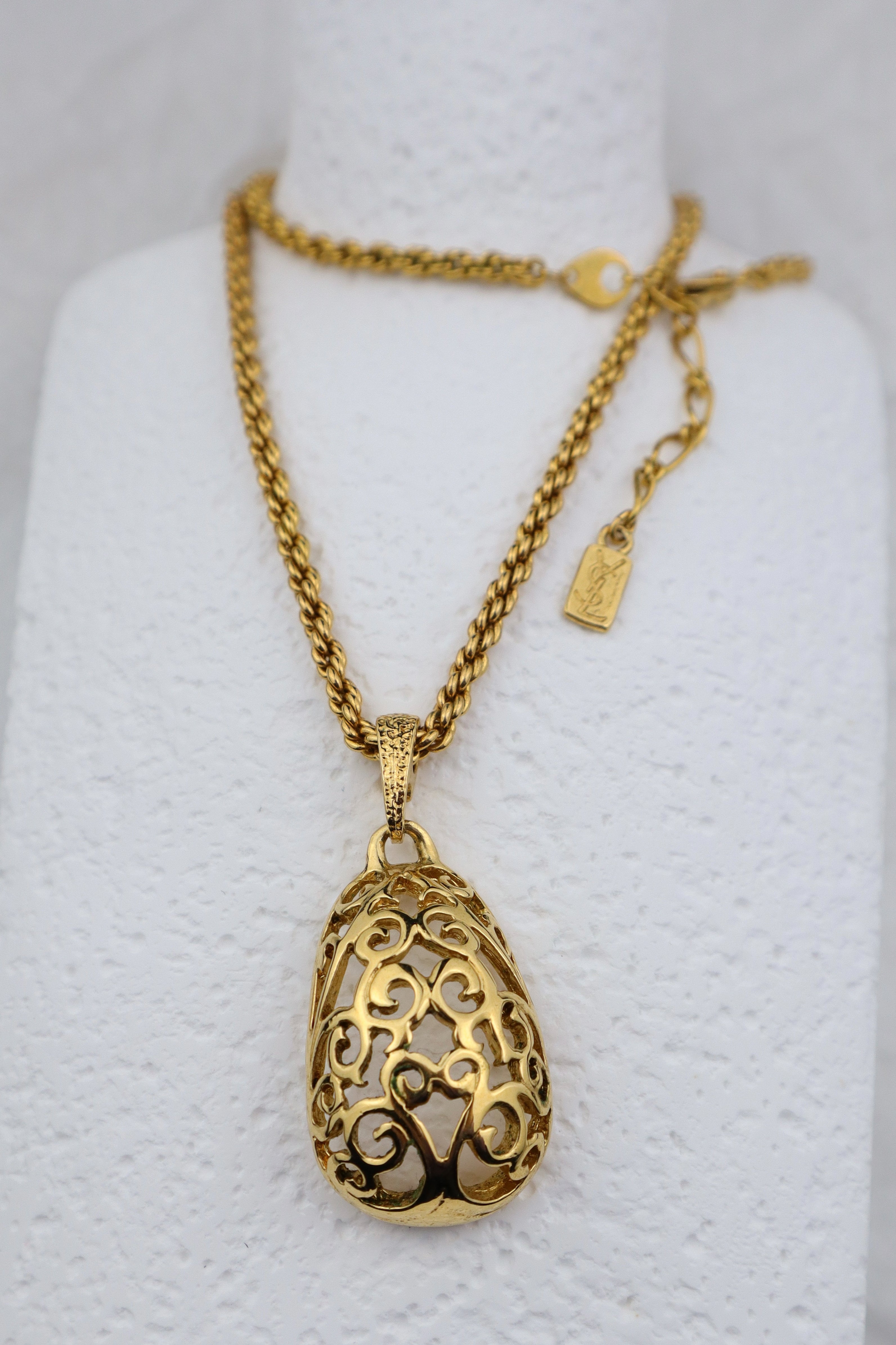 Yves Saint Laurent - pozłacany arabeskowy naszyjnik