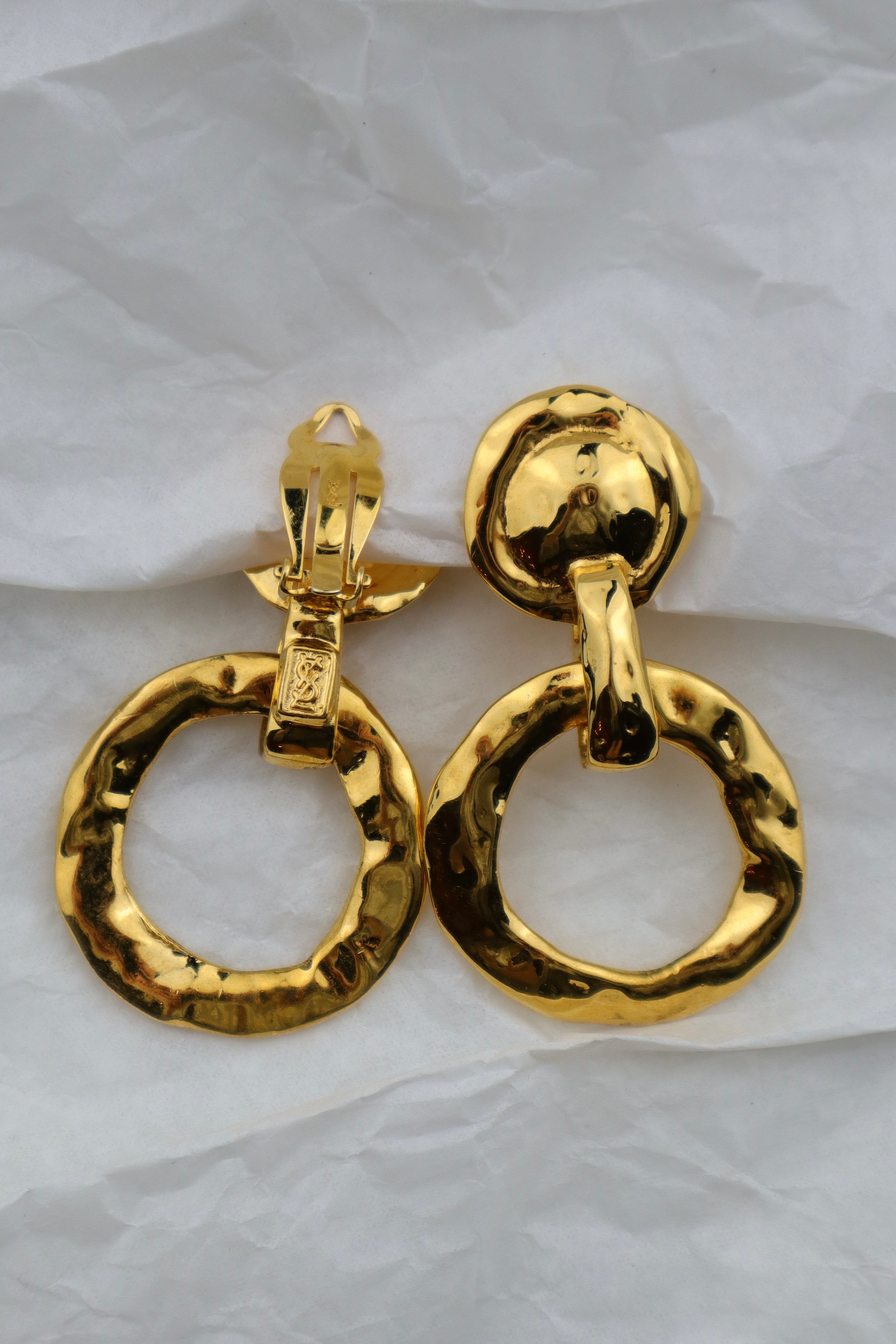 Yves Saint Laurent - pozłacane klipsy obręcze