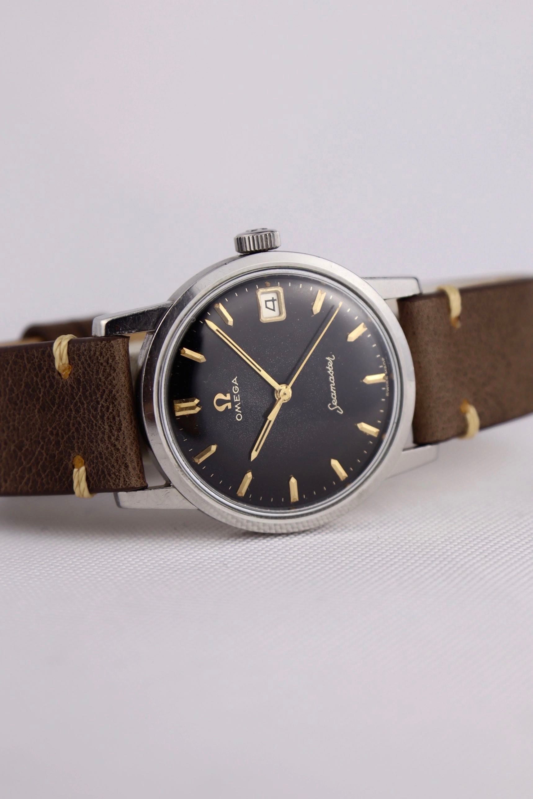 1962 Omega Seamaster Black Gilt Dial 14384 cal. 610
