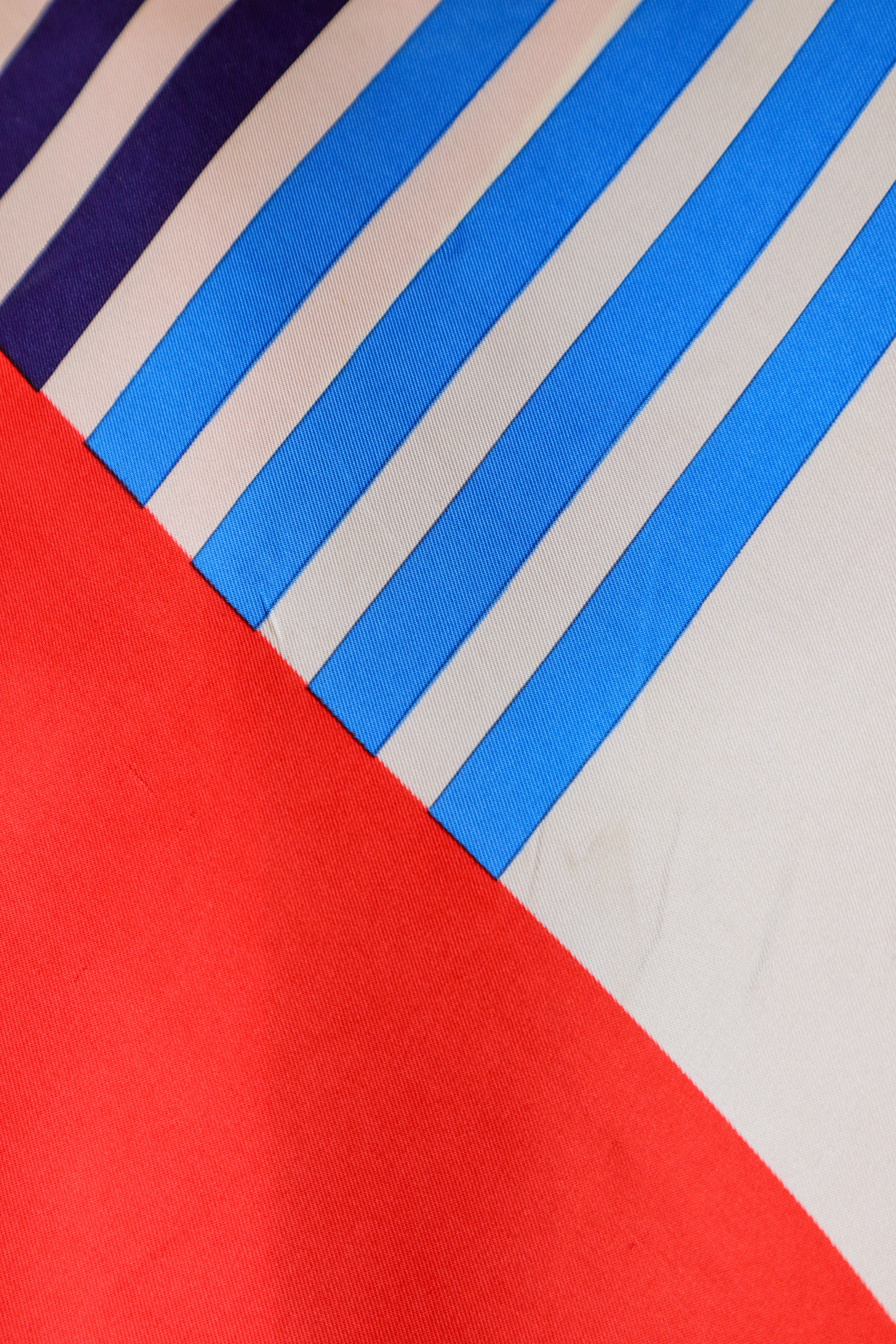 Christian Dior - jedwabna apaszka "Marine Lines"