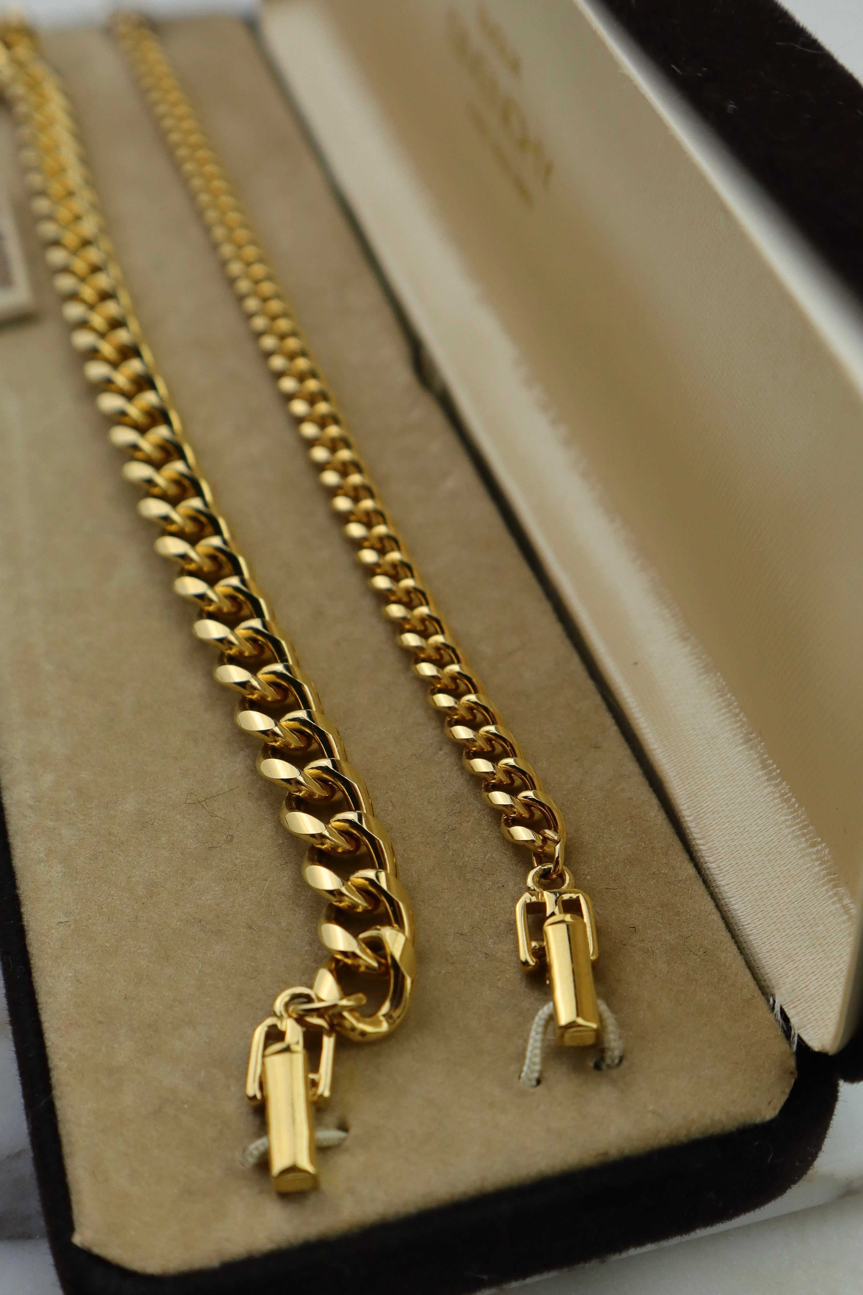 Givenchy - dwie bransoletki vintage