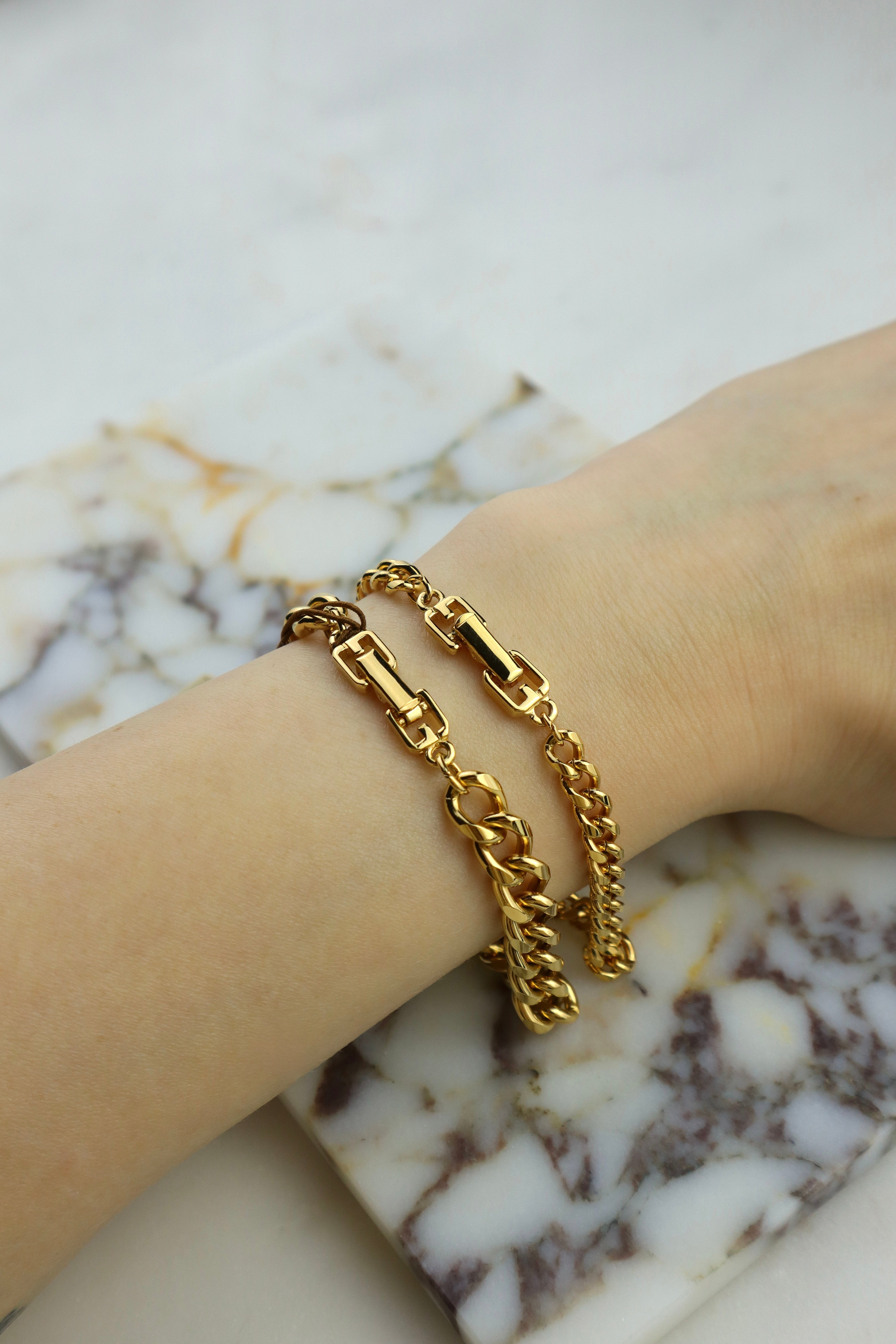 Givenchy - dwie bransoletki vintage