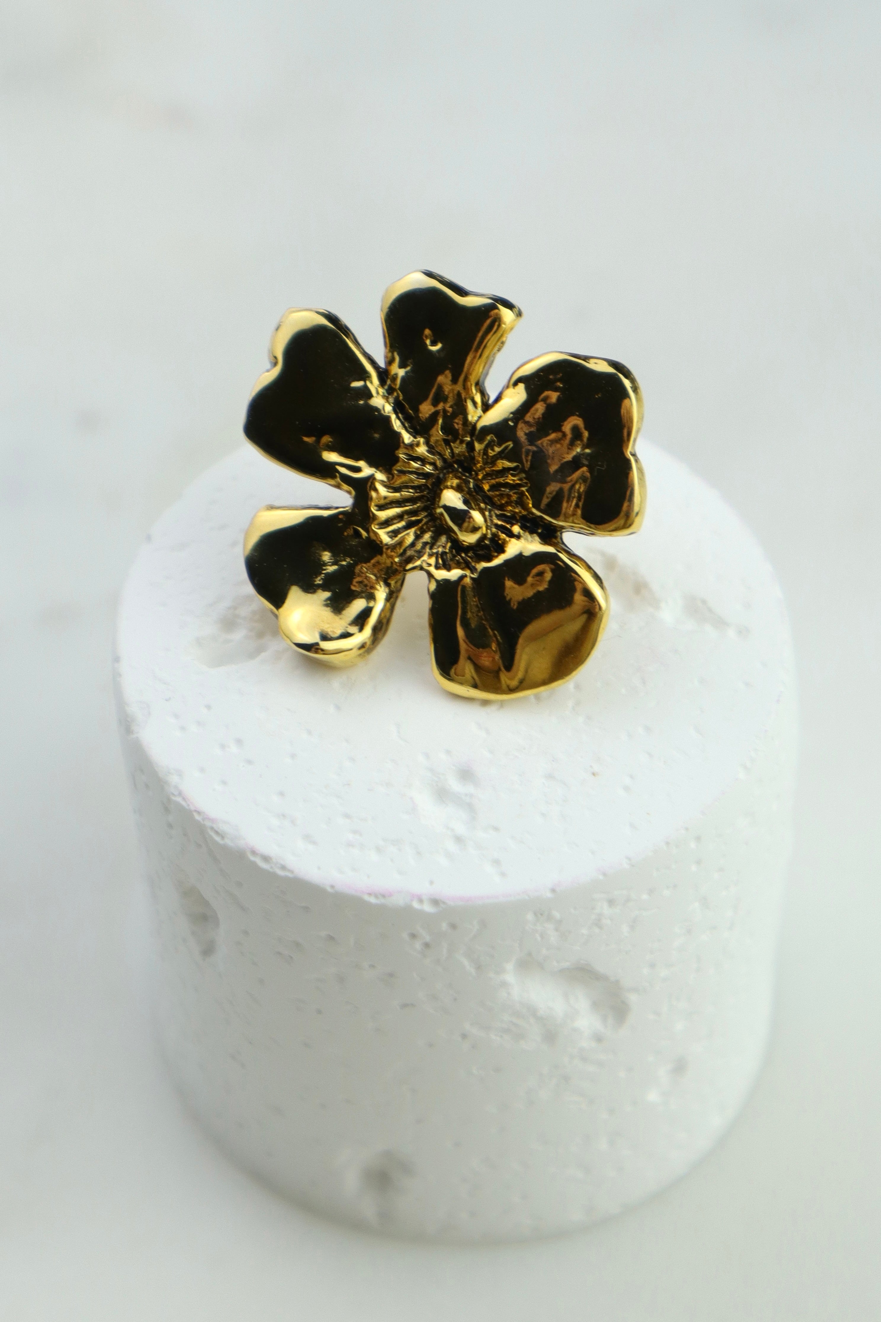 Kenzo - vintage pin / broszka kwiat