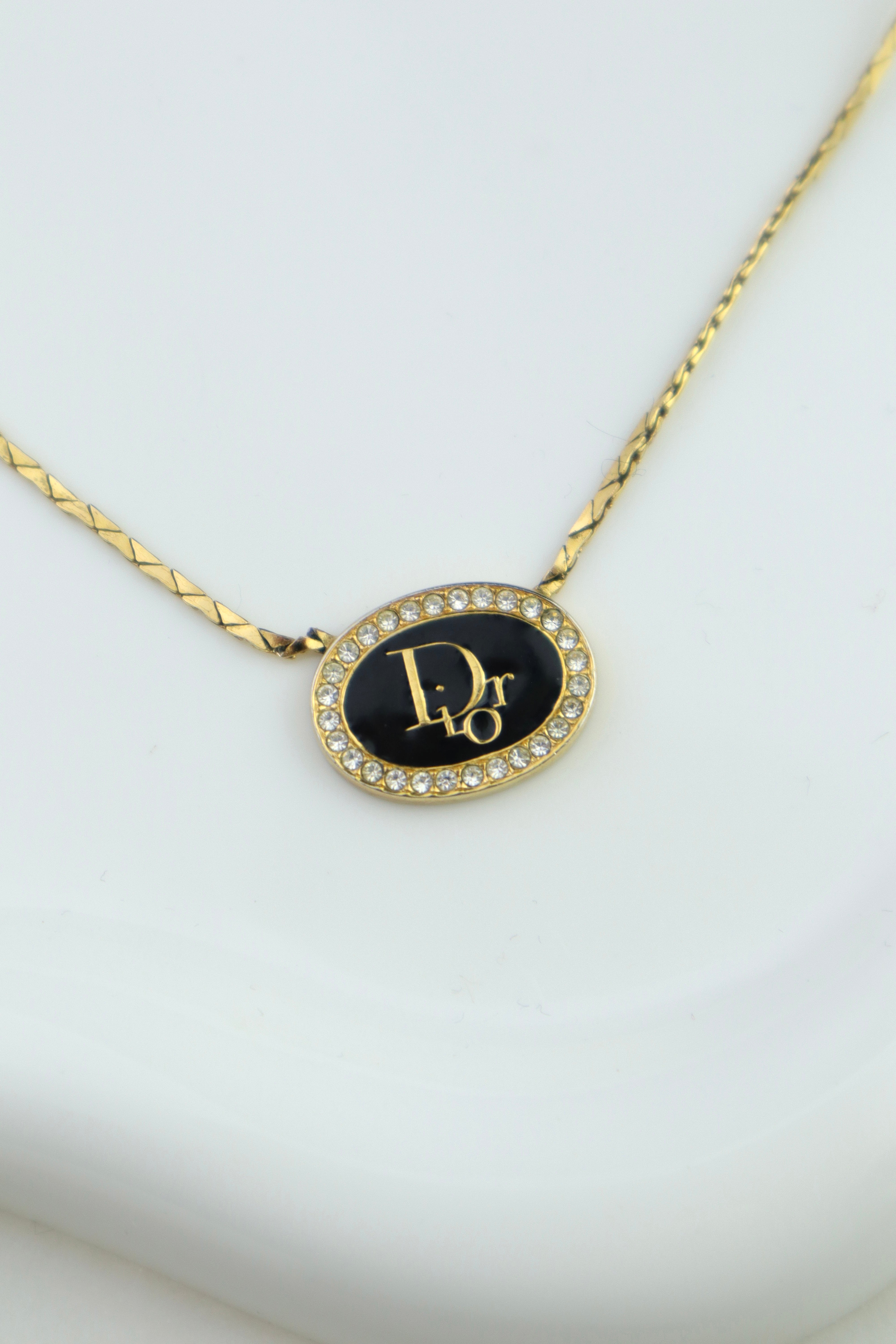 Christian Dior - naszyjnik vintage z medalionem