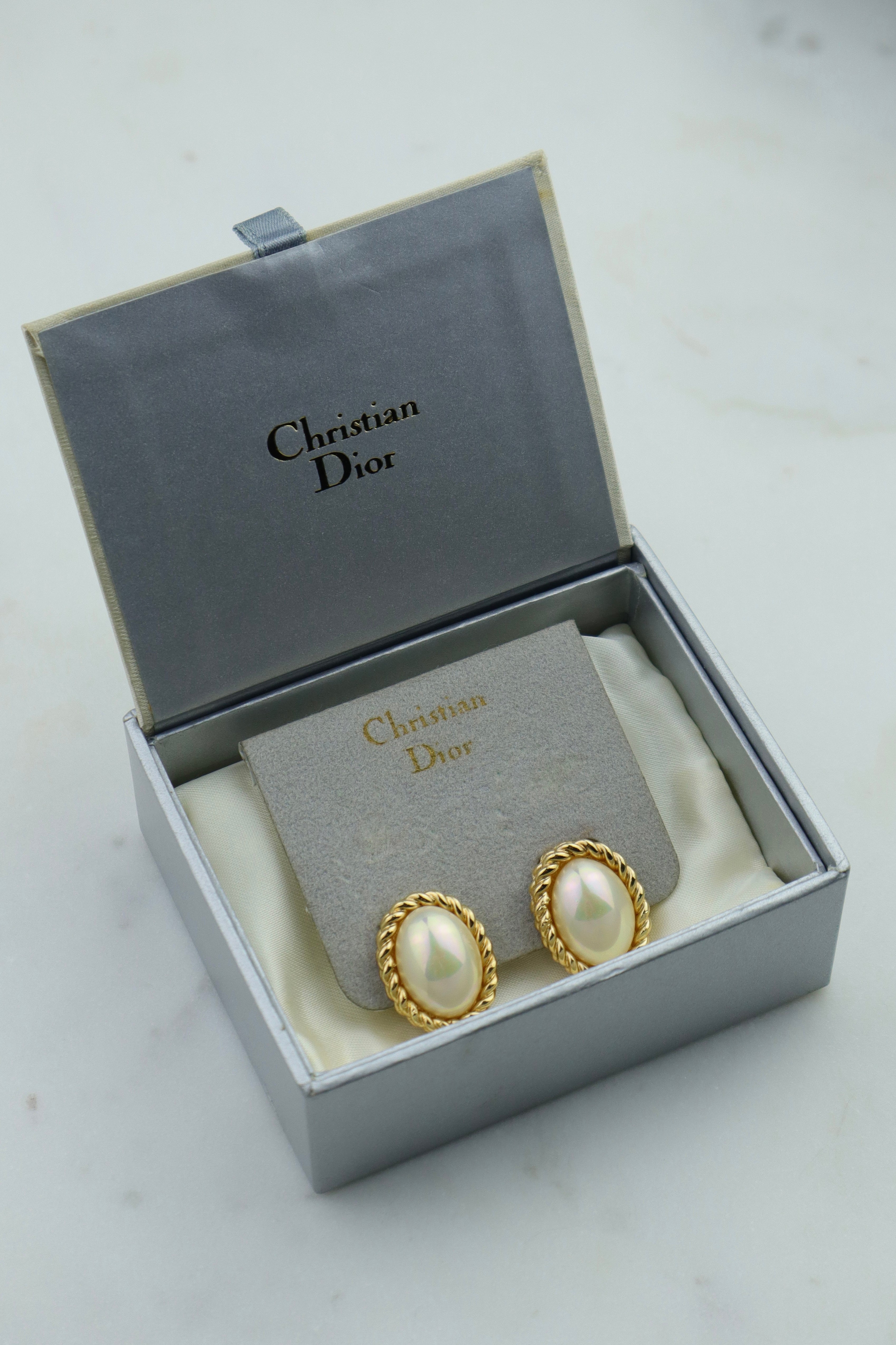Christian Dior - owalne klipsy rope z perłą
