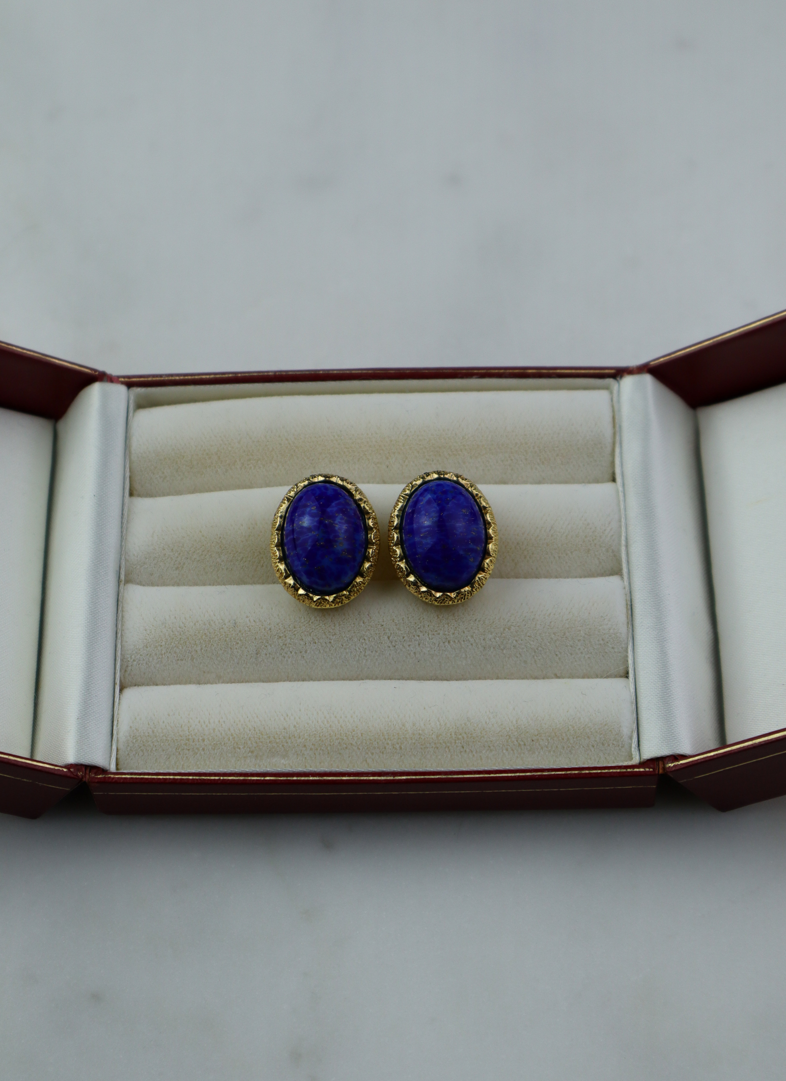 Christian Dior - klipsy vintage z kobaltowym kaboszonem "lapis lazuli"