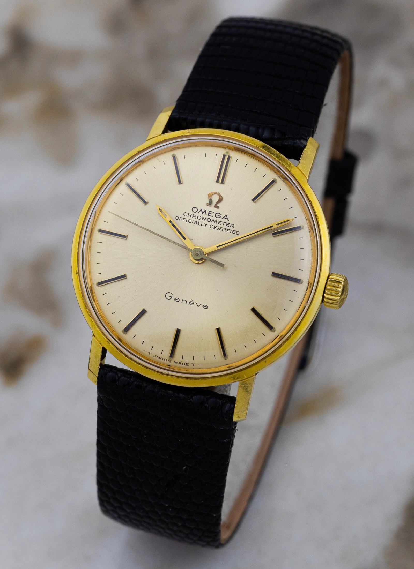 1968 18K Omega Geneve Chronometer ref. 137.001 cal.602