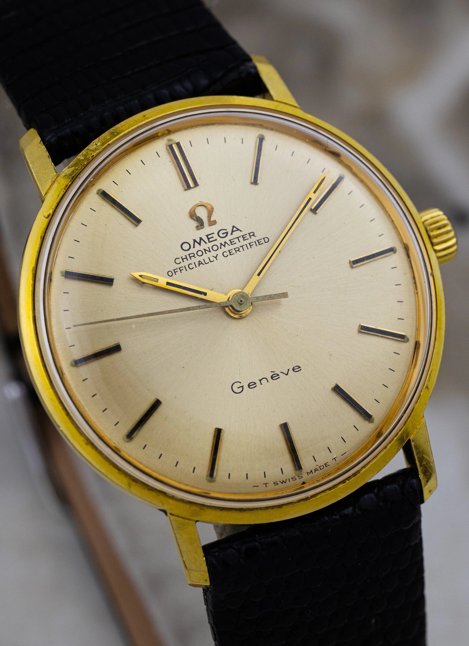 1968 18K Omega Geneve Chronometer ref. 137.001 cal.602