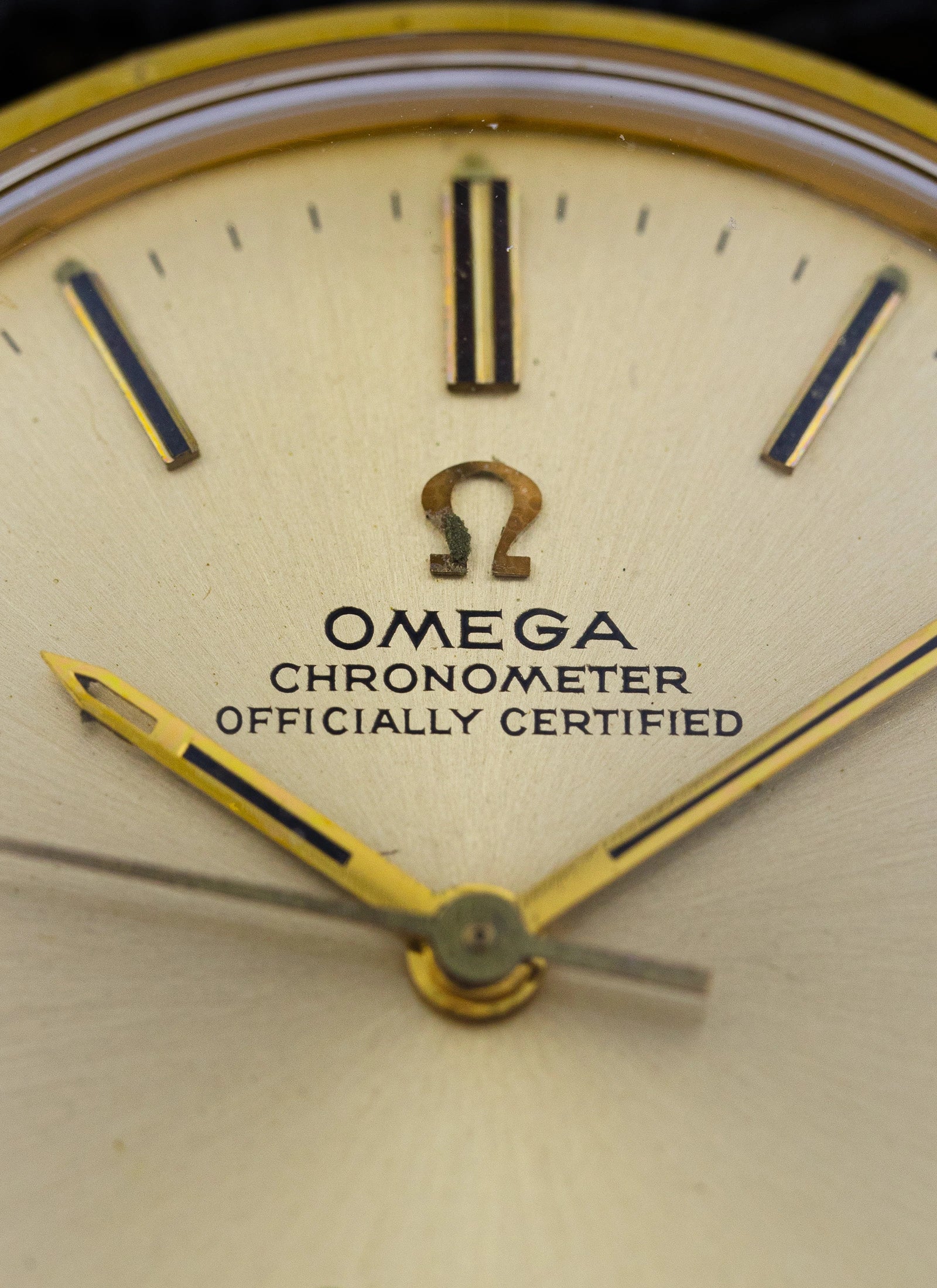 1968 18K Omega Geneve Chronometer ref. 137.001 cal.602