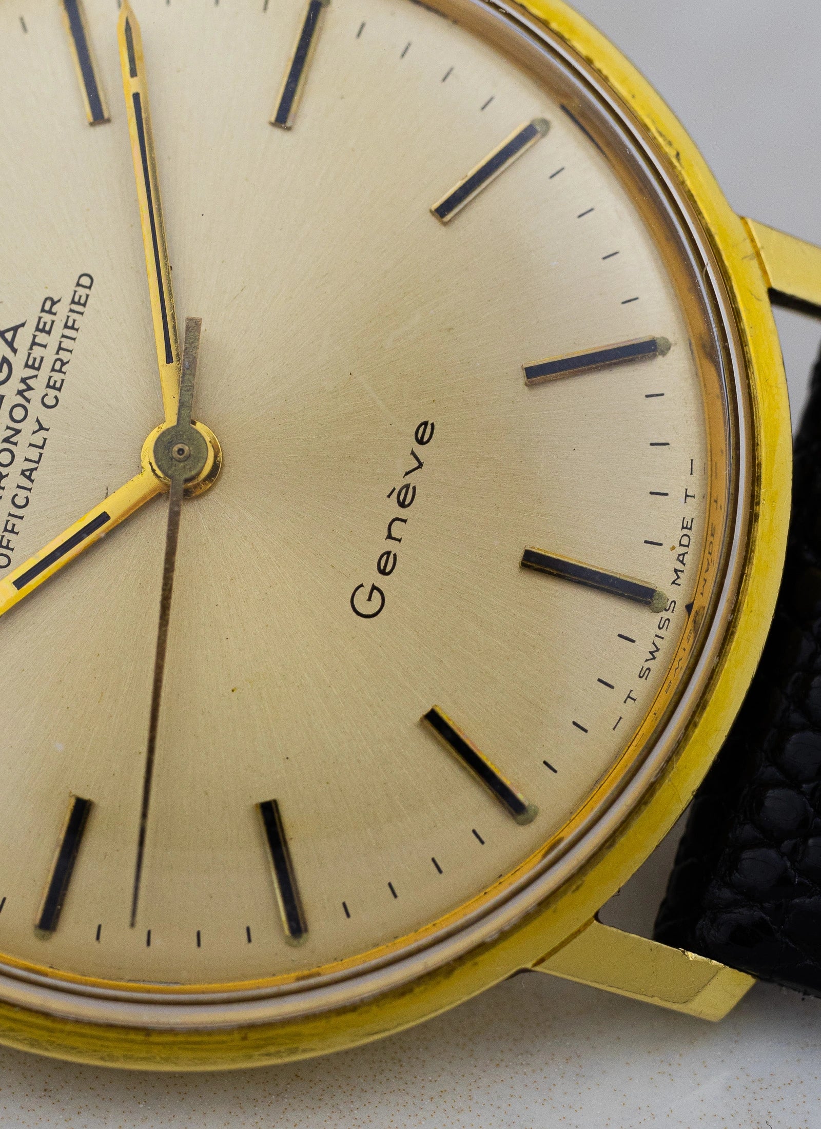 1968 18K Omega Geneve Chronometer ref. 137.001 cal.602