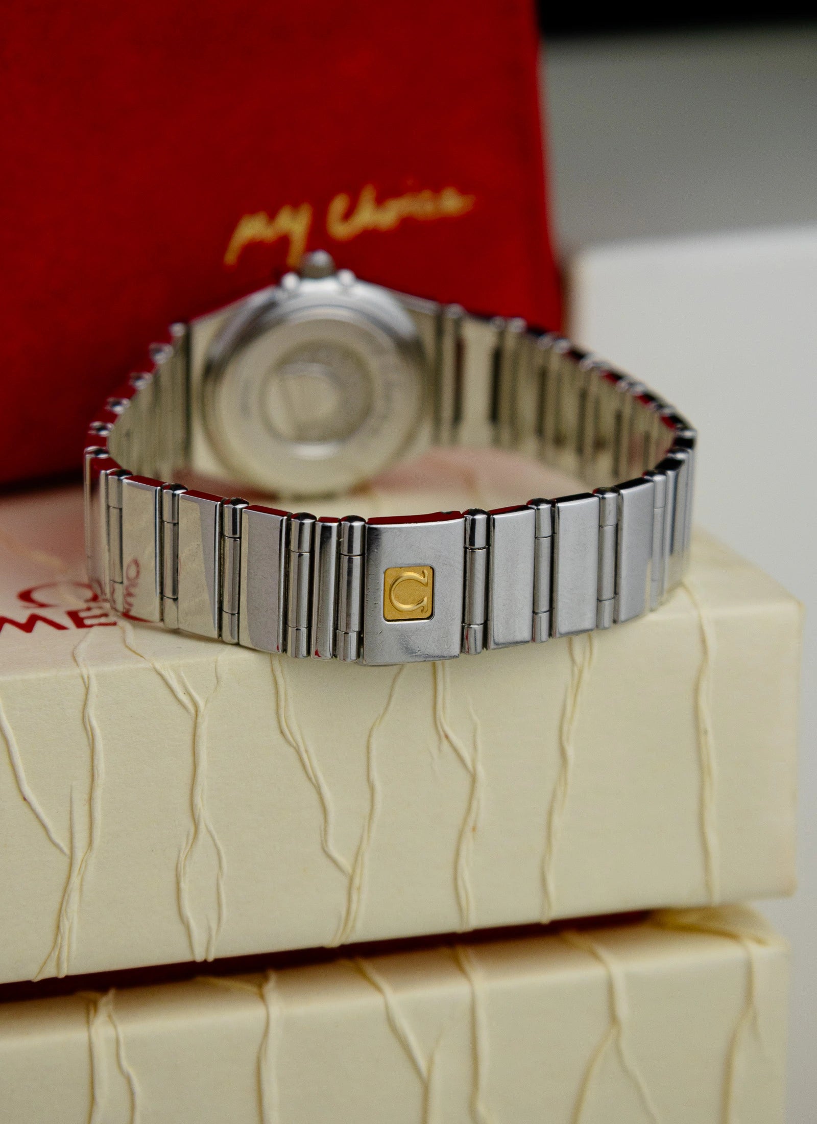 1998 Omega Constellation Manhattan 1561.61 My Choice by Cindy Crawford Salmon Dial Full Set
