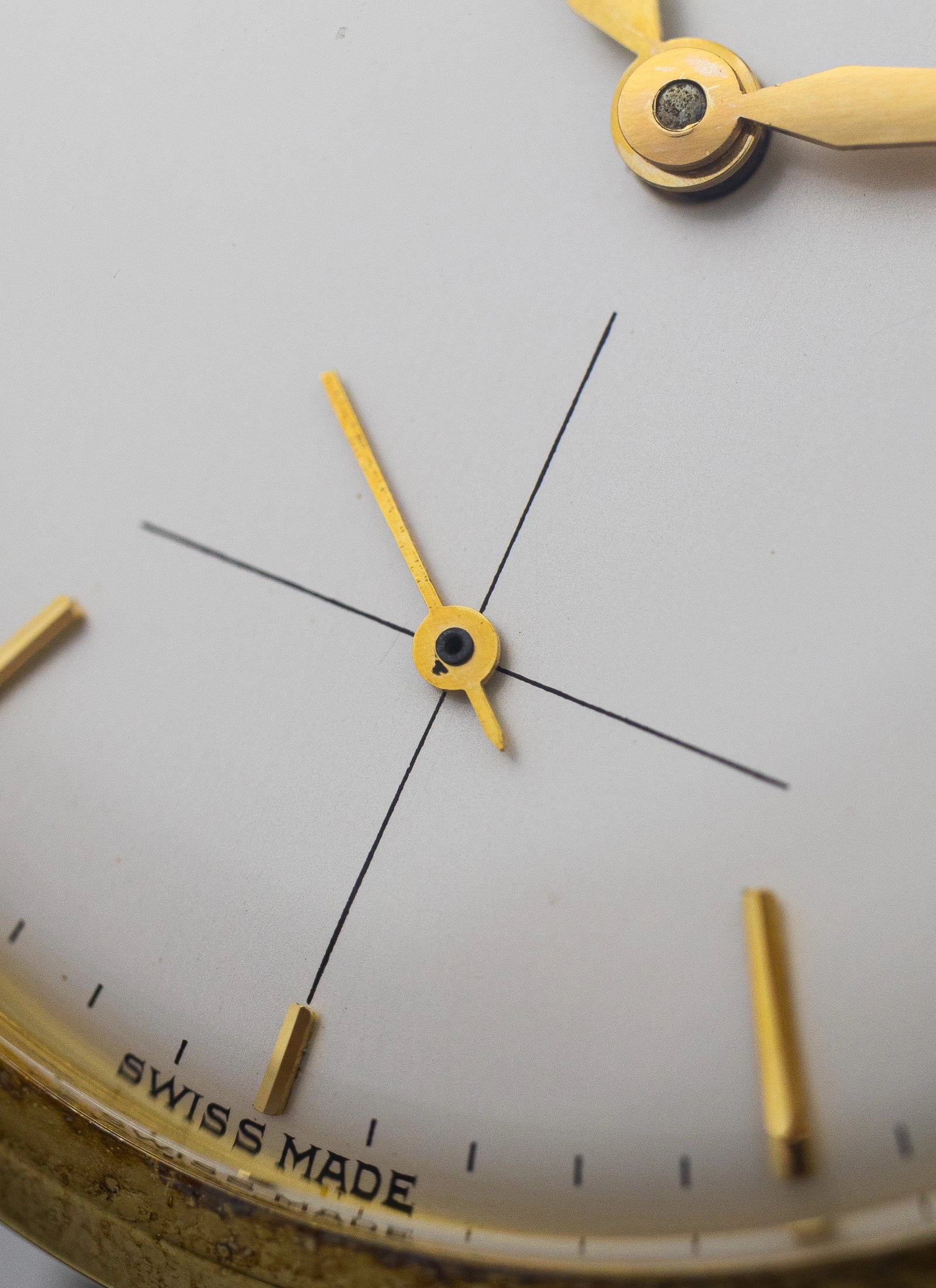 1960 14K Omega Tresor 14707 cal.268 MINT!