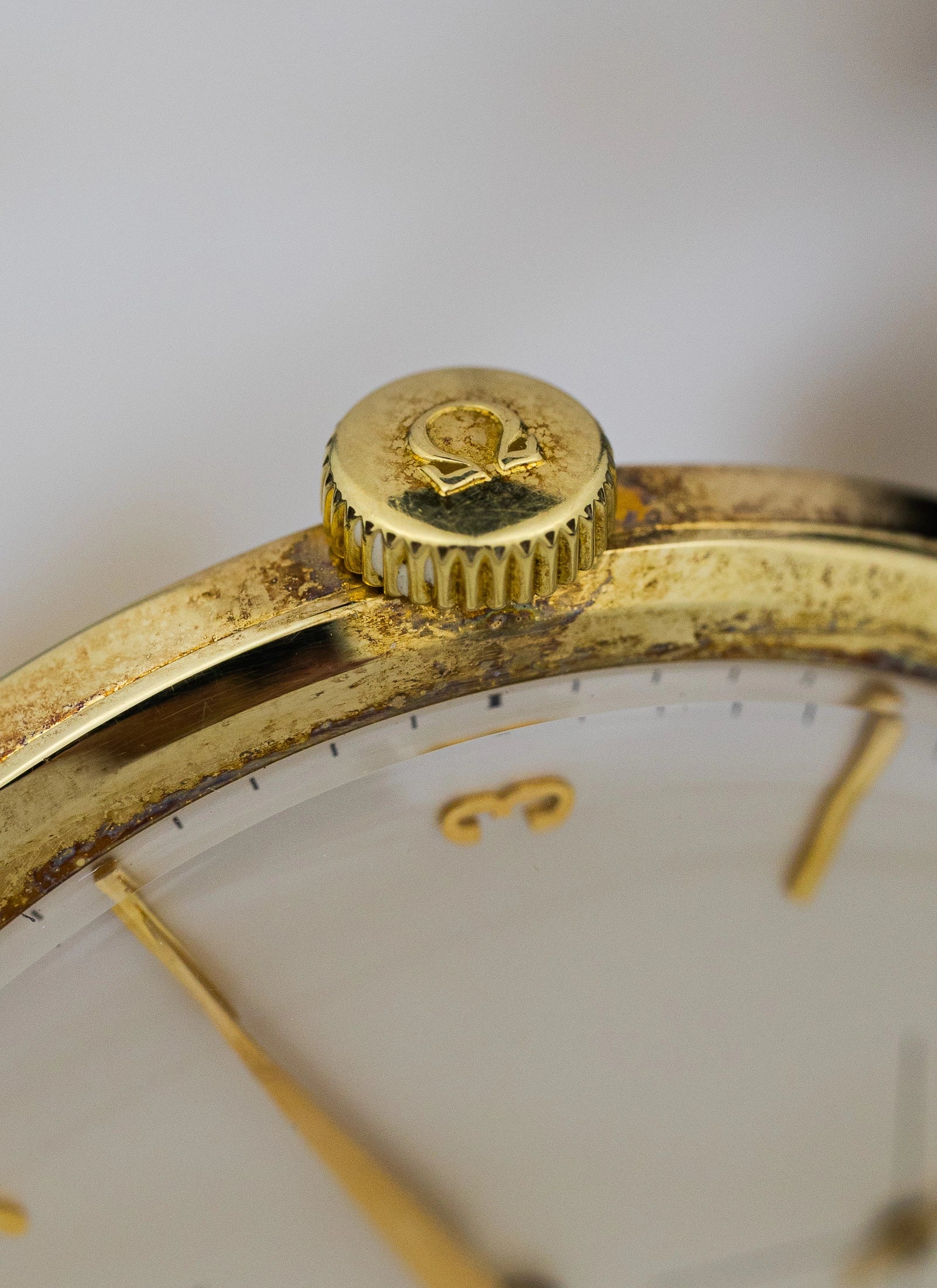 1960 14K Omega Tresor 14707 cal.268 MINT!