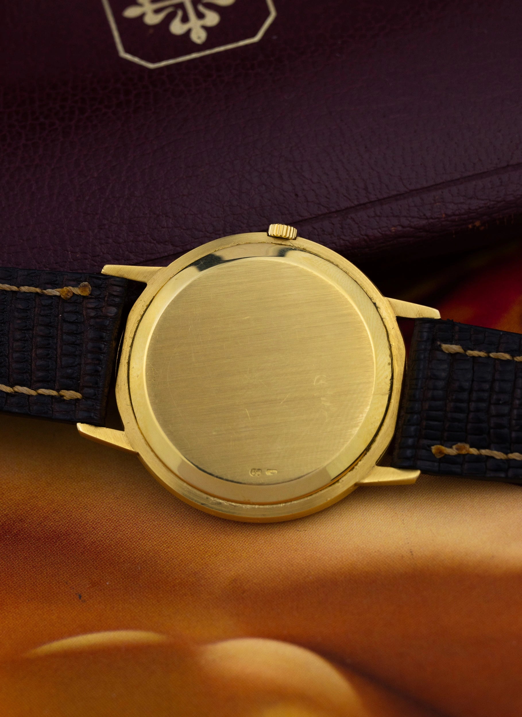 1970s 18K Patek Philippe Calatrava 3590 Clous de Paris Sigma Roman Dial