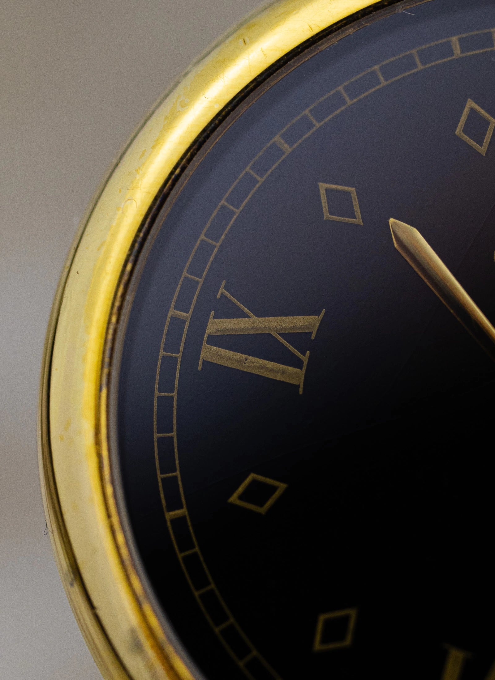 1990s Must de Cartier Vendome Black Roman Dial 680004