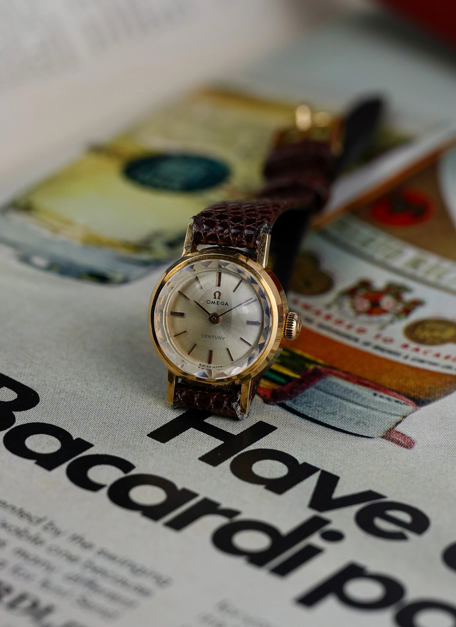 1964 18K Lady Omega Century Cocktail Watch 511.122 cal. 620 Box