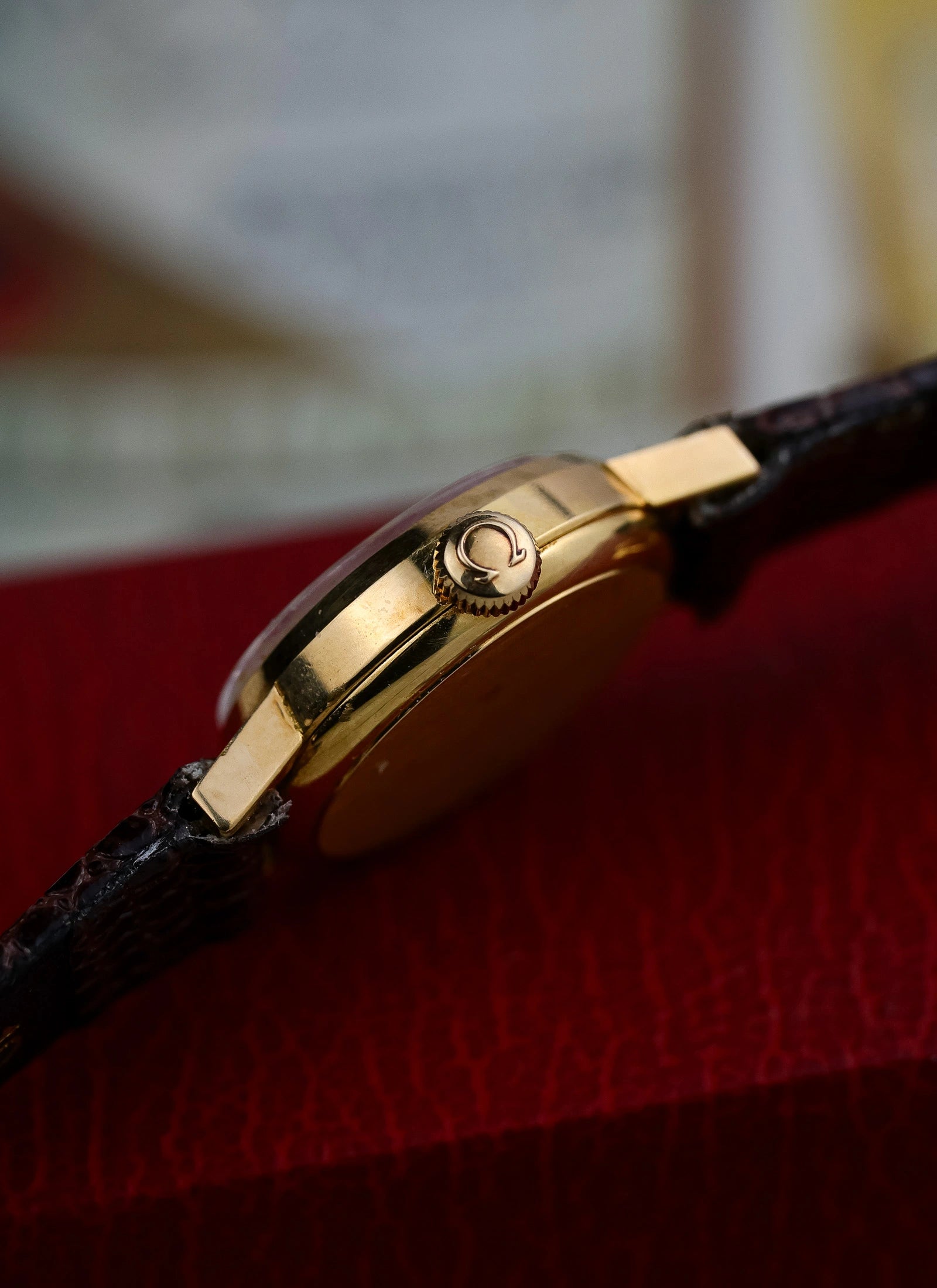 1964 18K Lady Omega Century Cocktail Watch 511.122 cal. 620 Box