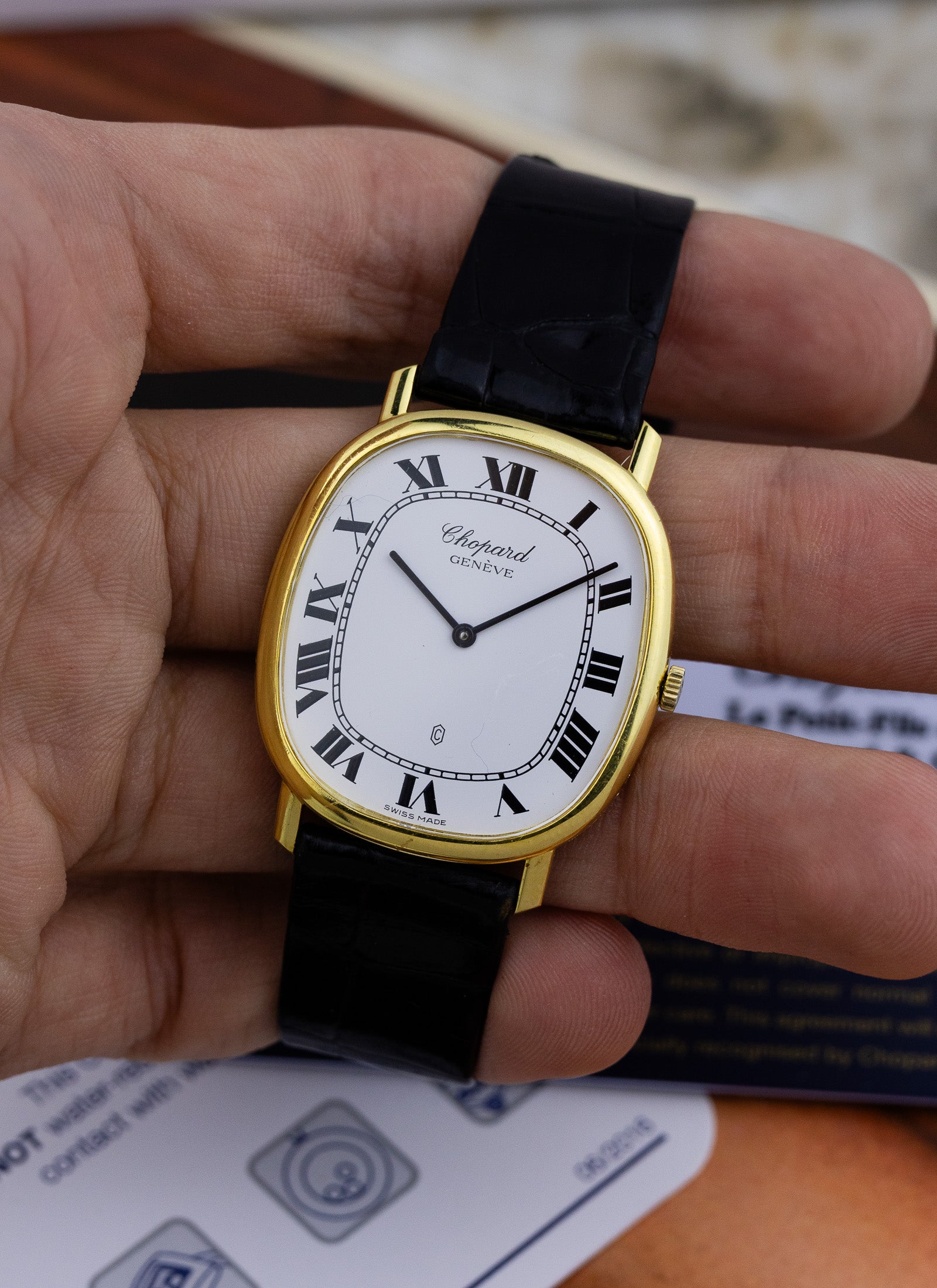 1980s 18K Chopard Ellipse Roman Dial 162152-0001 Service Card