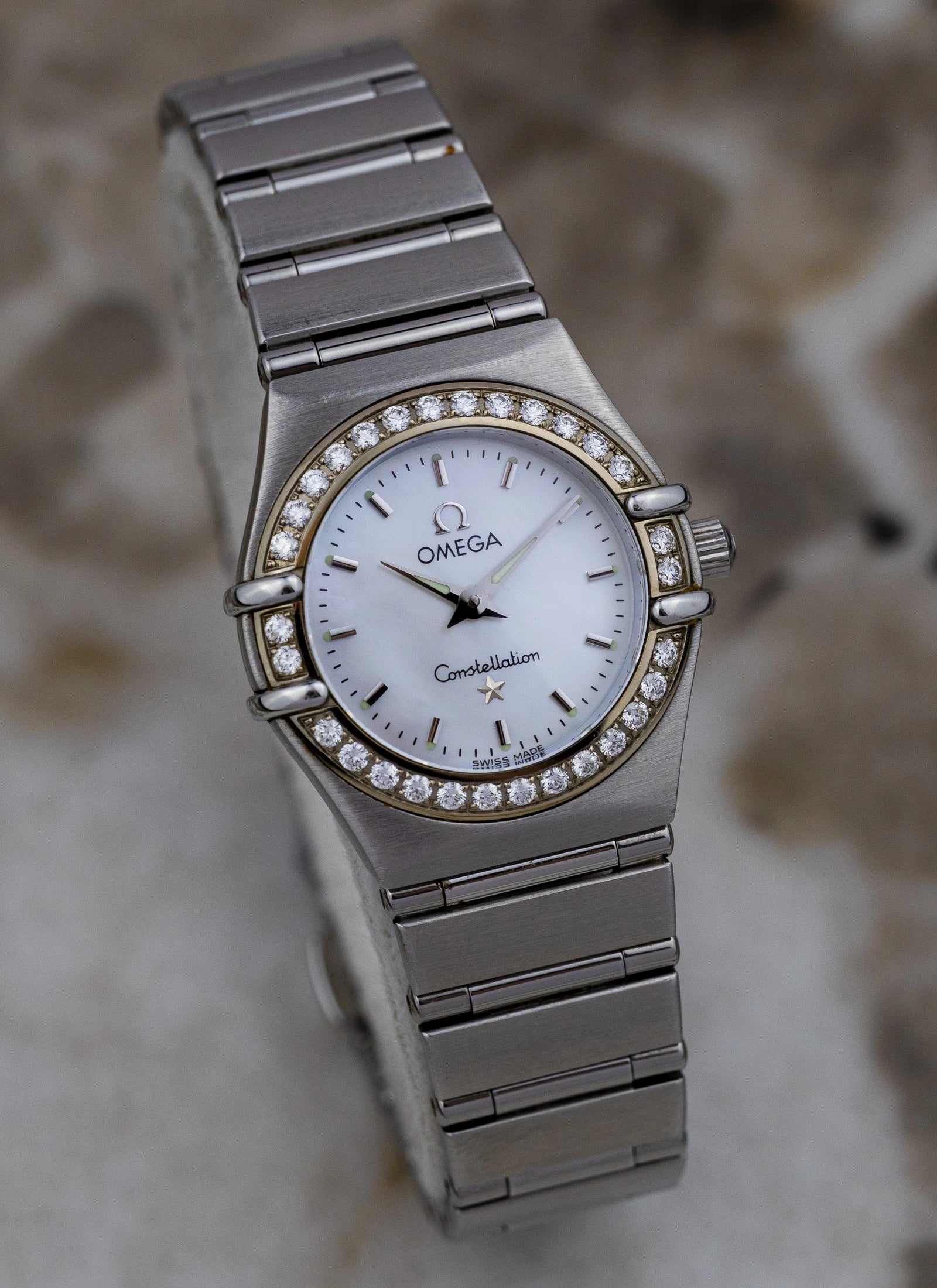 1998 Lady Omega Constellation MOP Diamonds 1466.71.00 cal. 1456