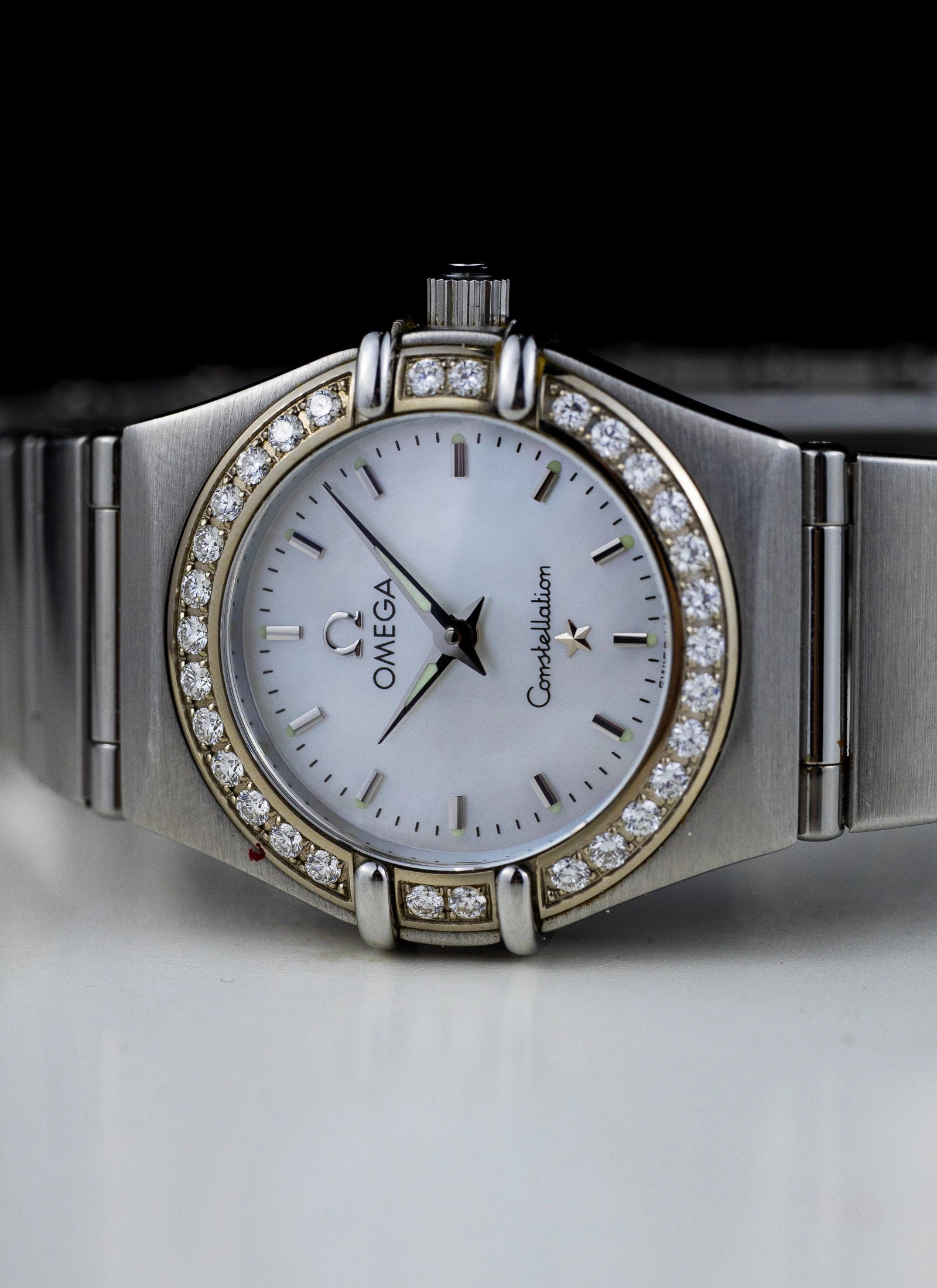 1998 Lady Omega Constellation MOP Diamonds 1466.71.00 cal. 1456