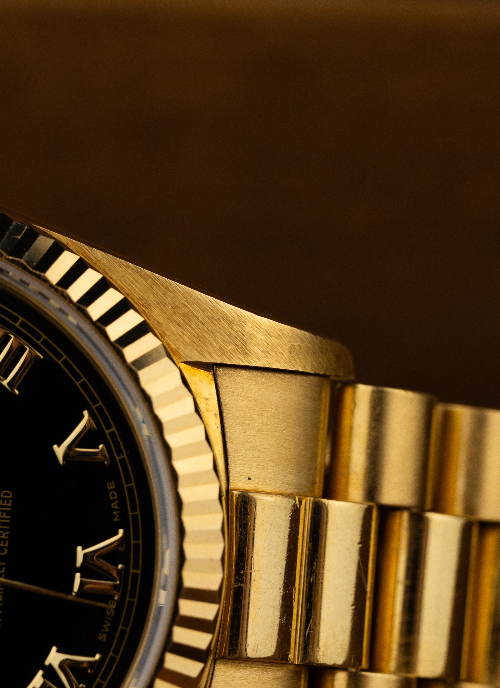 1981 18K Rolex Day-Date Black Pyramid Dial 18038 Box