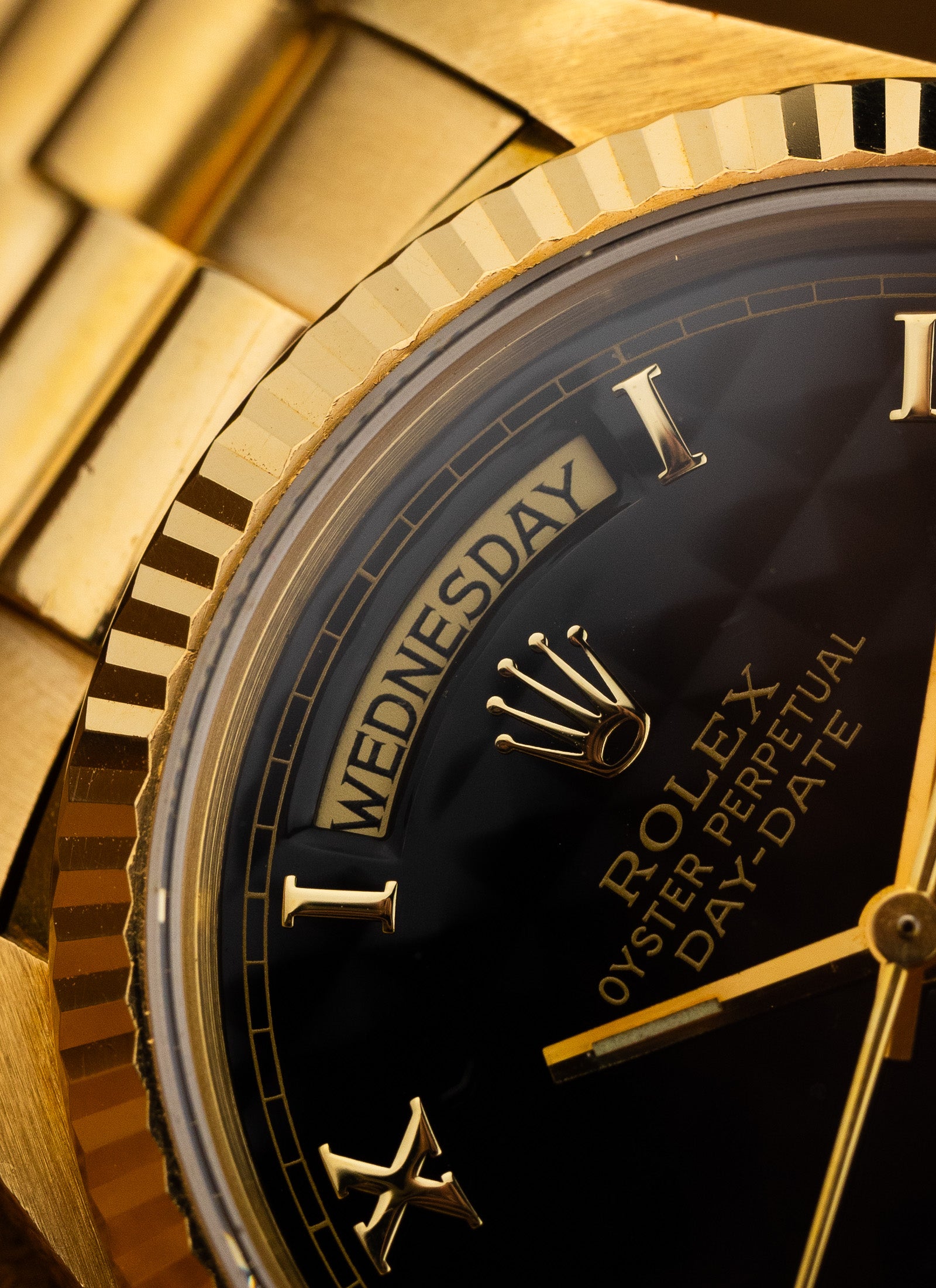 1981 18K Rolex Day-Date Black Pyramid Dial 18038 Box