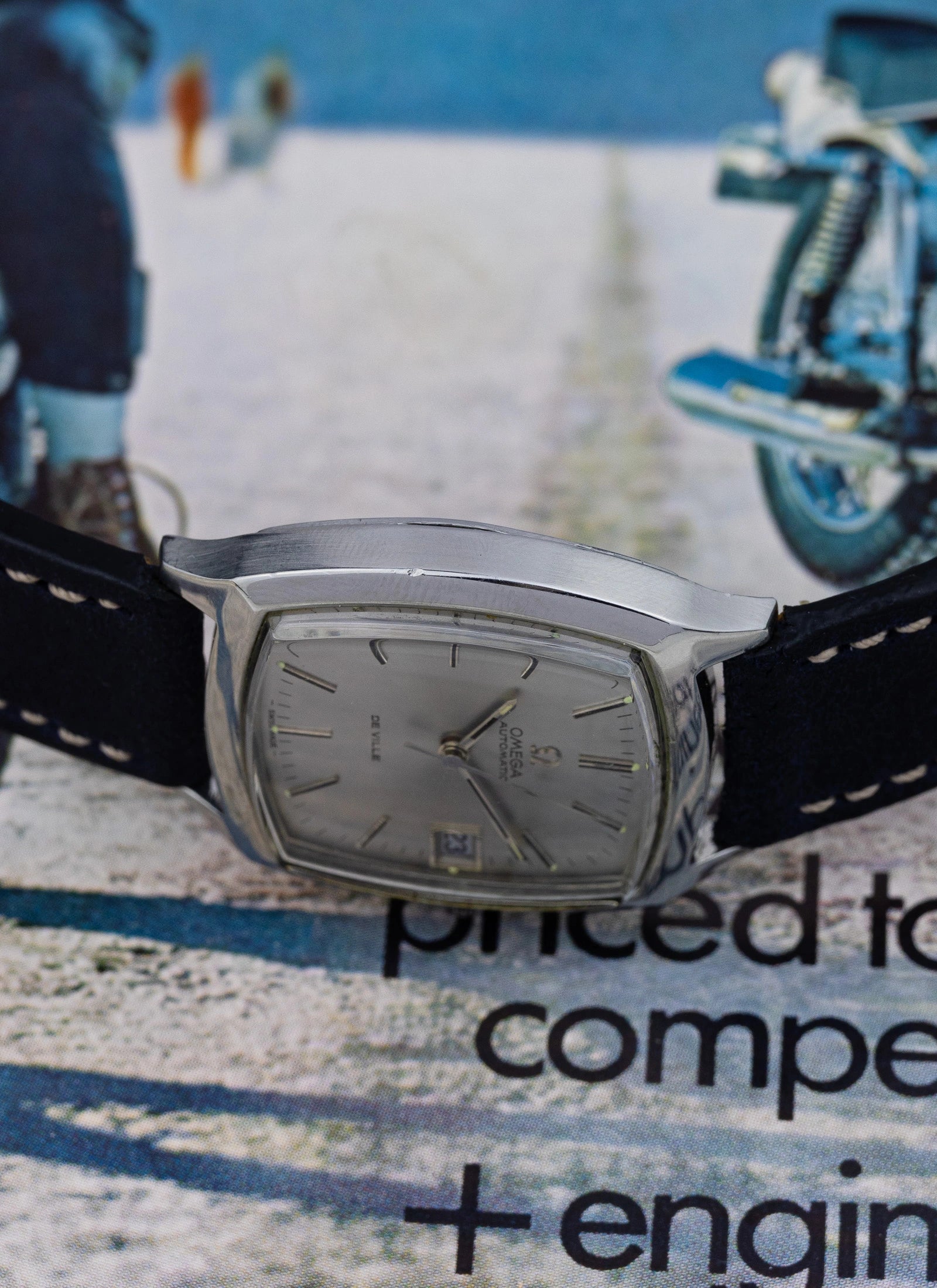 1970s Omega De Ville Square 166.0075 cal. 1012