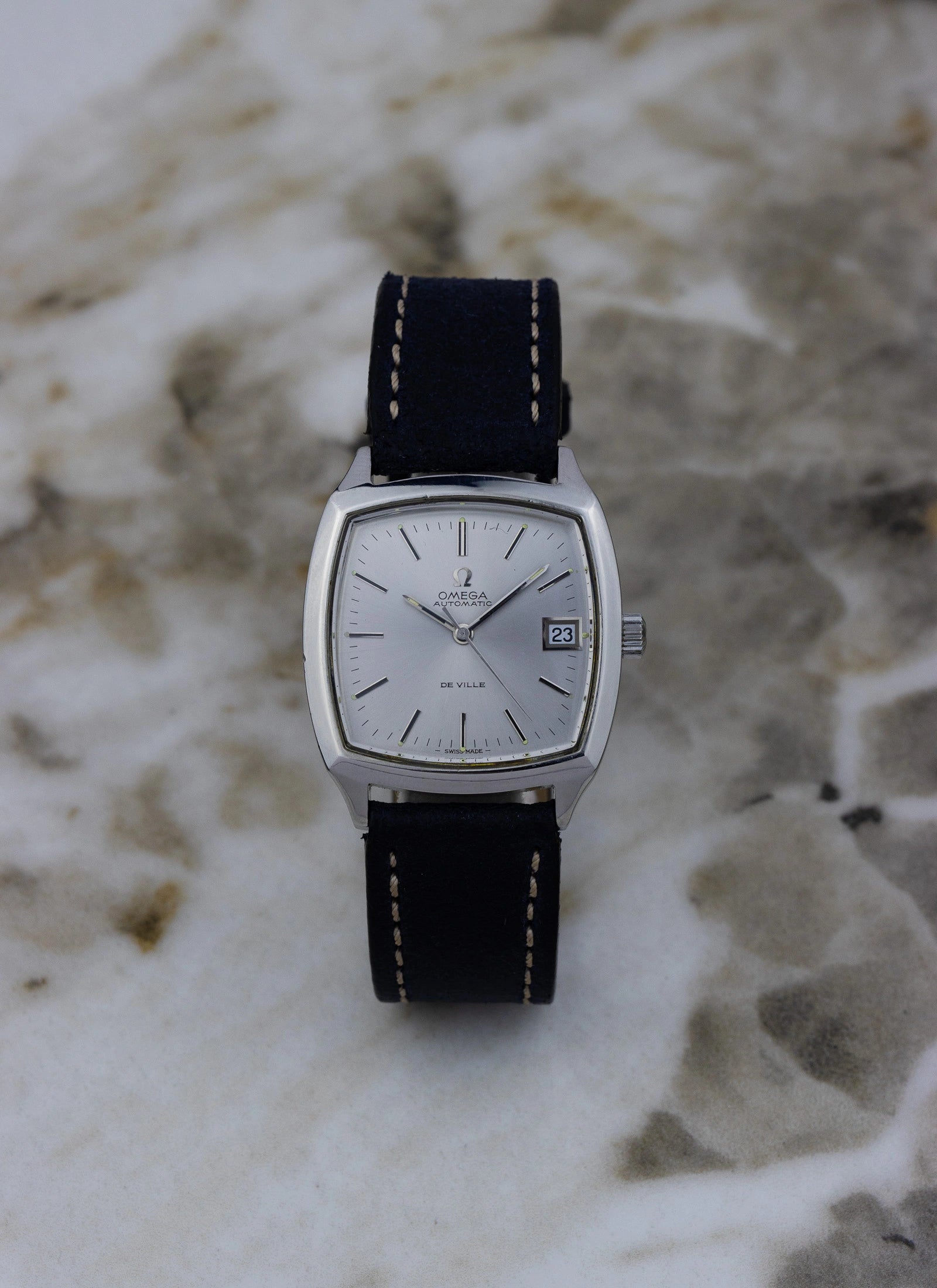 1970s Omega De Ville Square 166.0075 cal. 1012