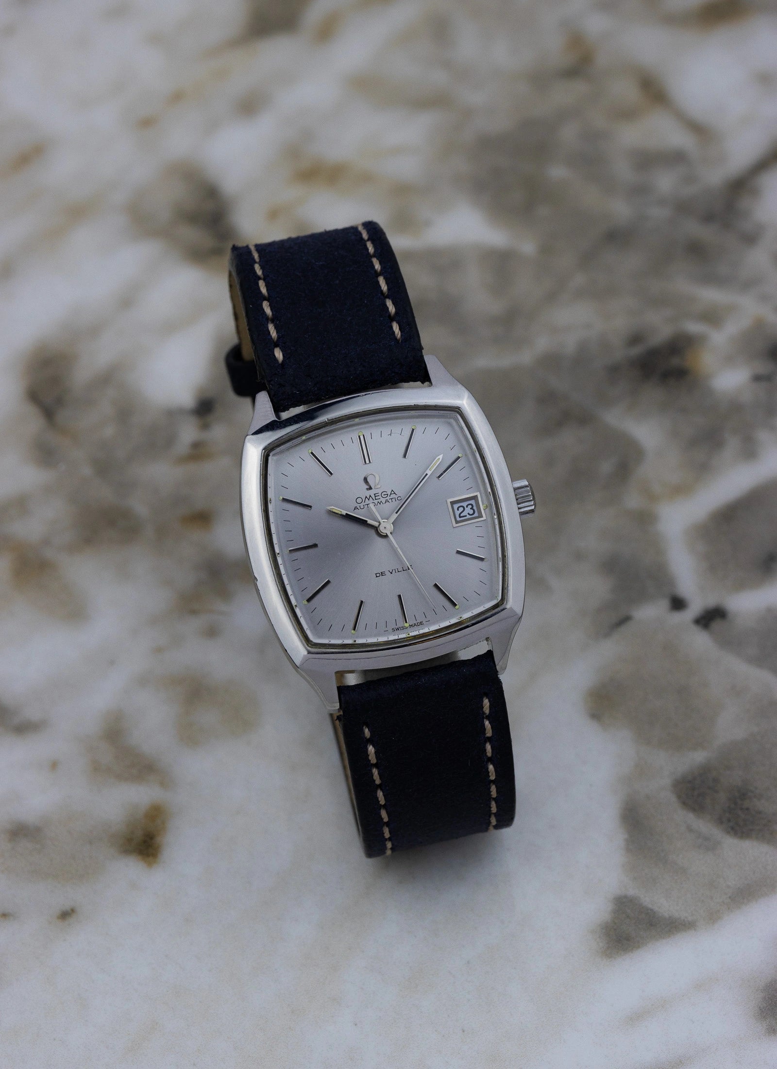 1970s Omega De Ville Square 166.0075 cal. 1012