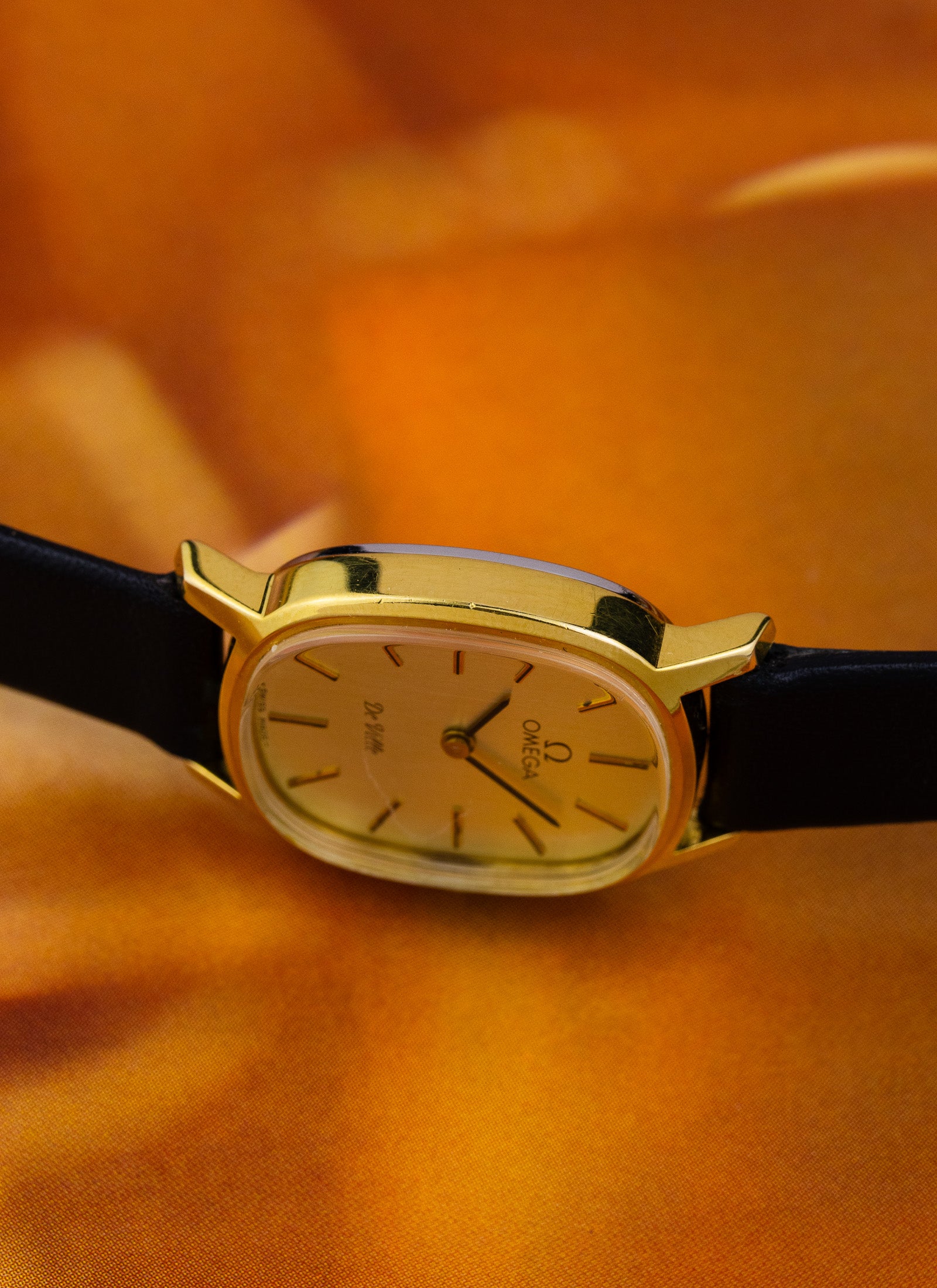 1979 Lady Omega De Ville 511.0509 cal. 625