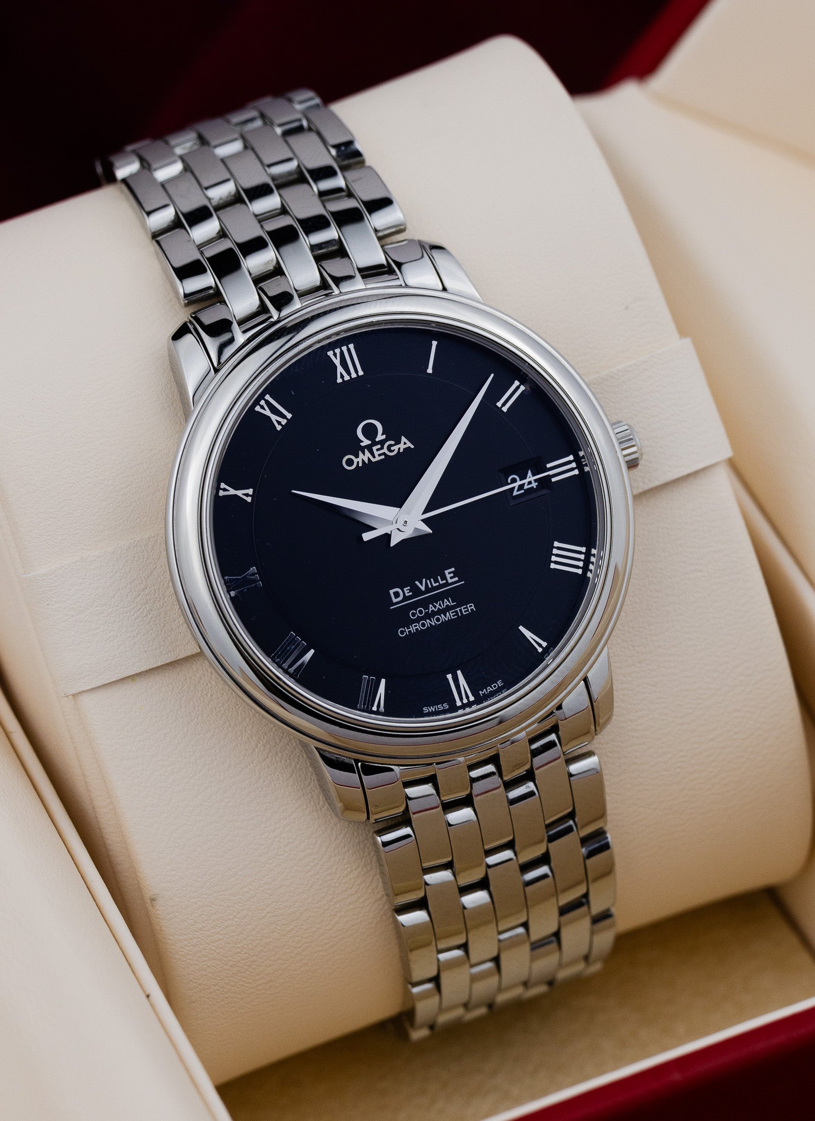 2010s Omega De Ville Prestige 4574.50.00 cal. 2500 Serviced & Travel Box