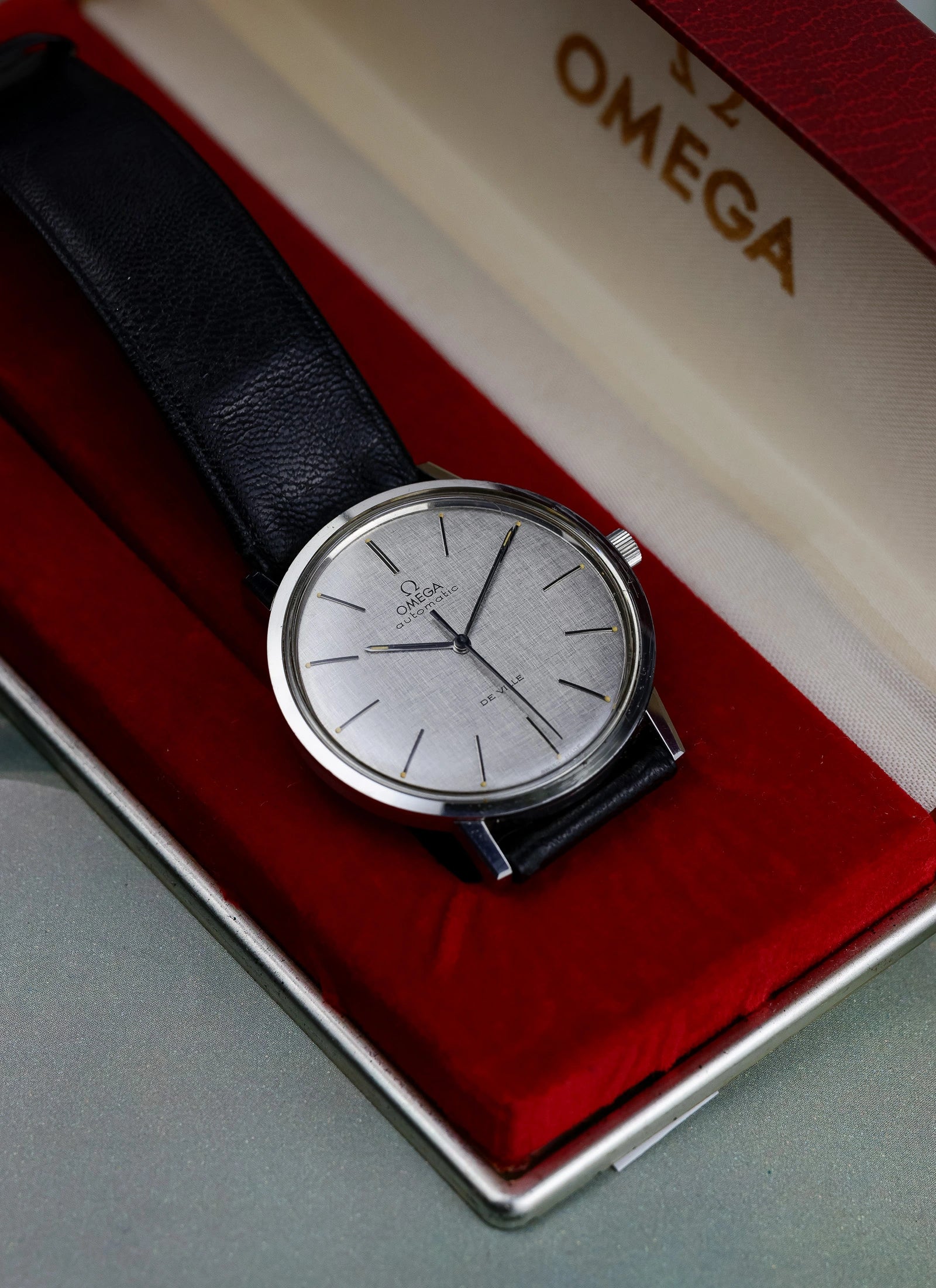 1968 Omega De Ville Linen Dial 165.008 cal. 711