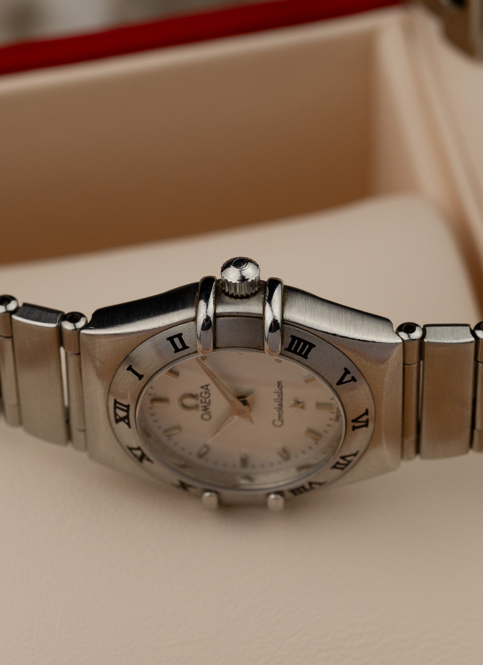 1998 Lady Omega Constellation 1562.30.00 cal. 1456 Pictograms & Service Box