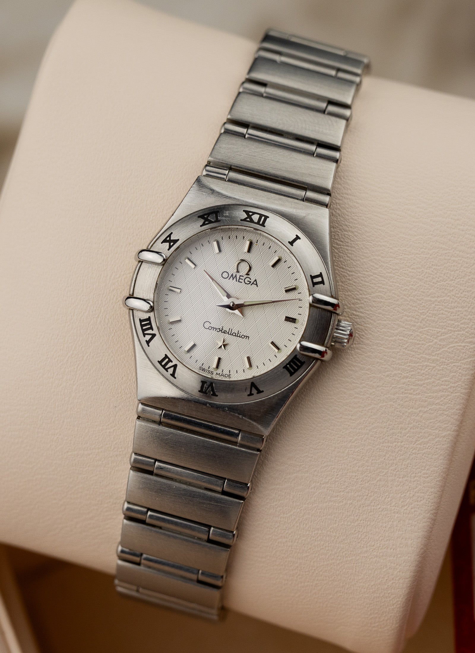 1998 Lady Omega Constellation 1562.30.00 cal. 1456 Pictograms & Service Box