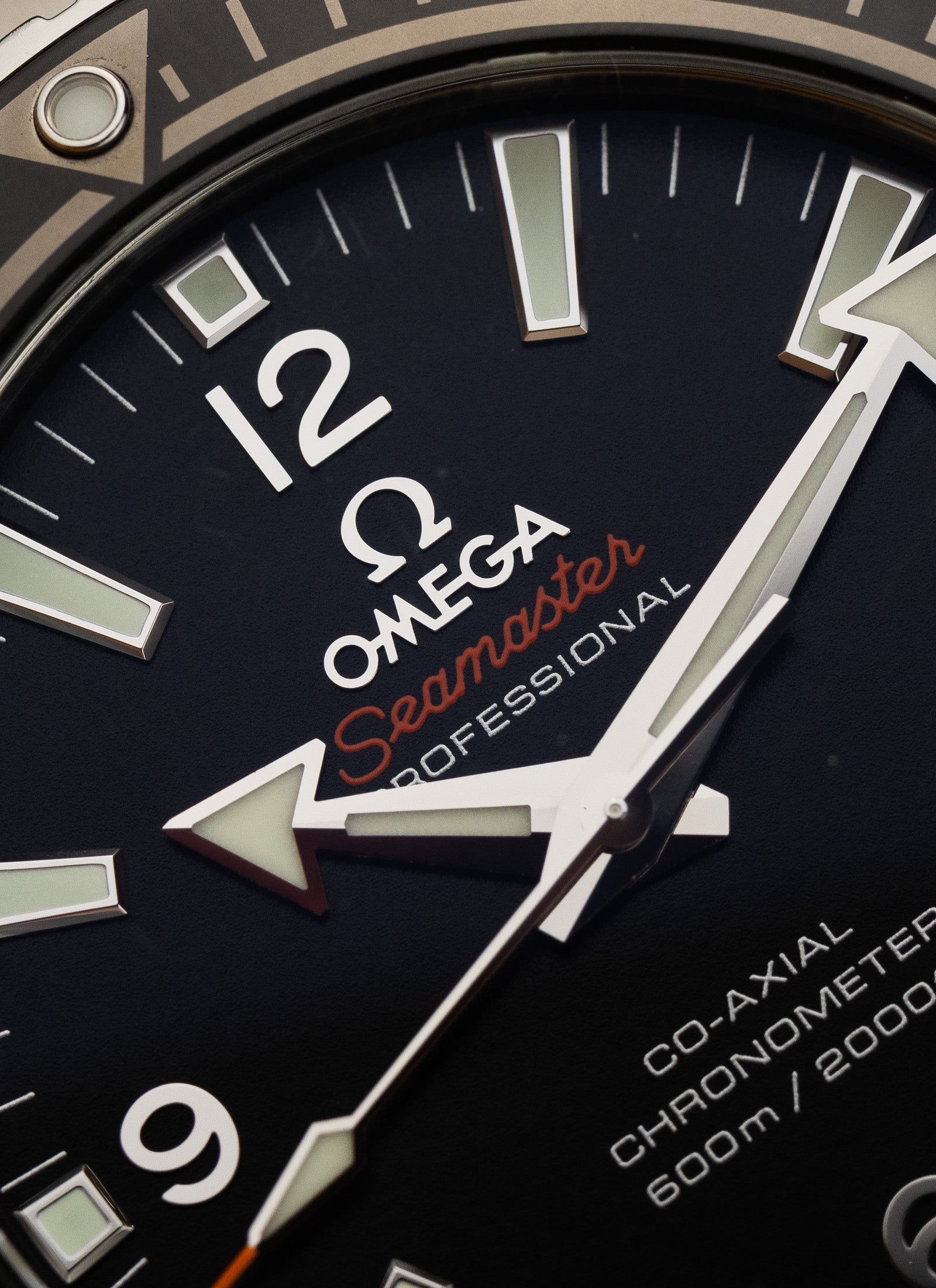 2017 Omega Seamaster Planet Ocean 600M 232.30.42.21.01.001 Full Set