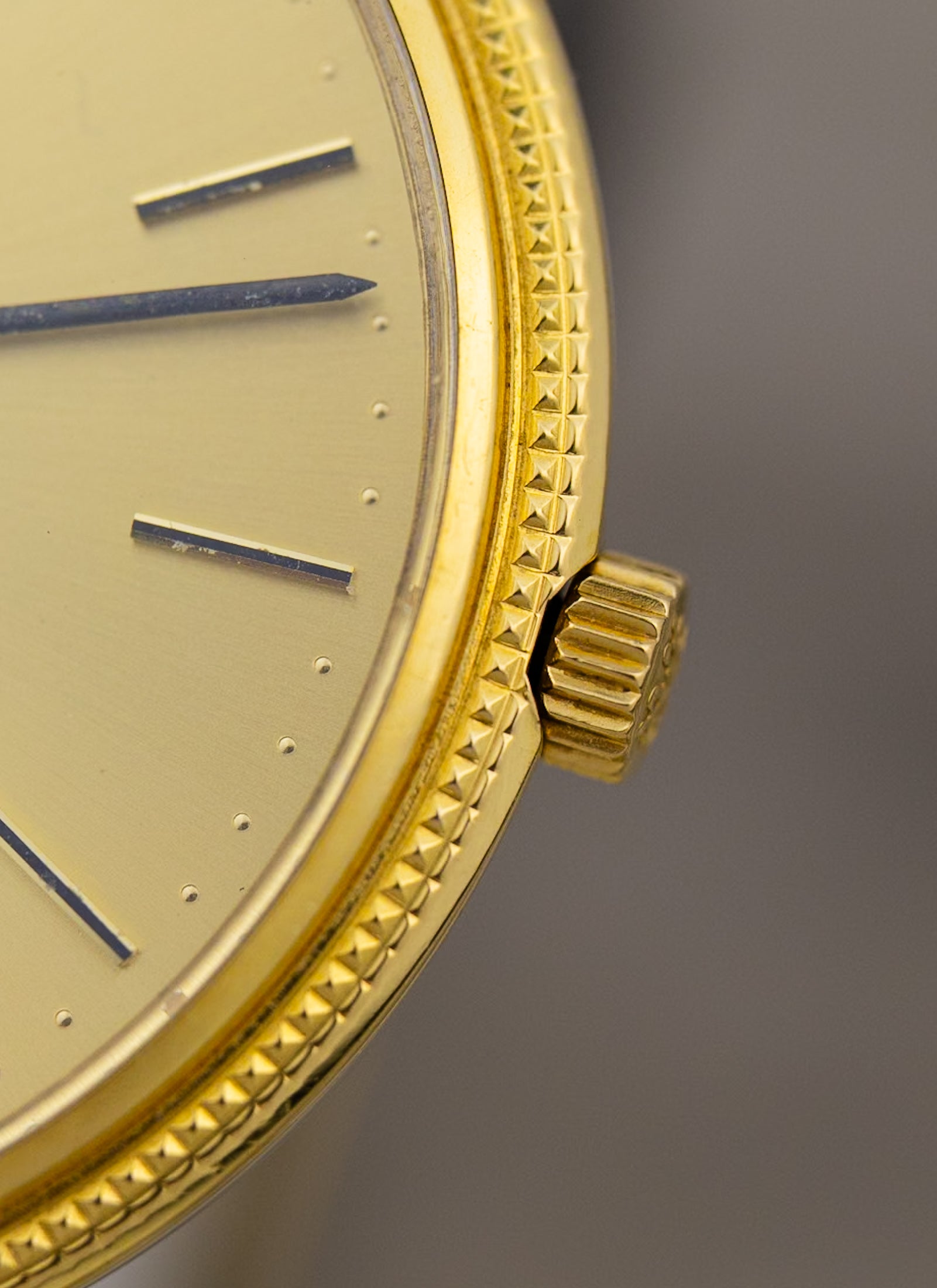 1984 18K Patek Philippe Calatrava 3744 cal. E26