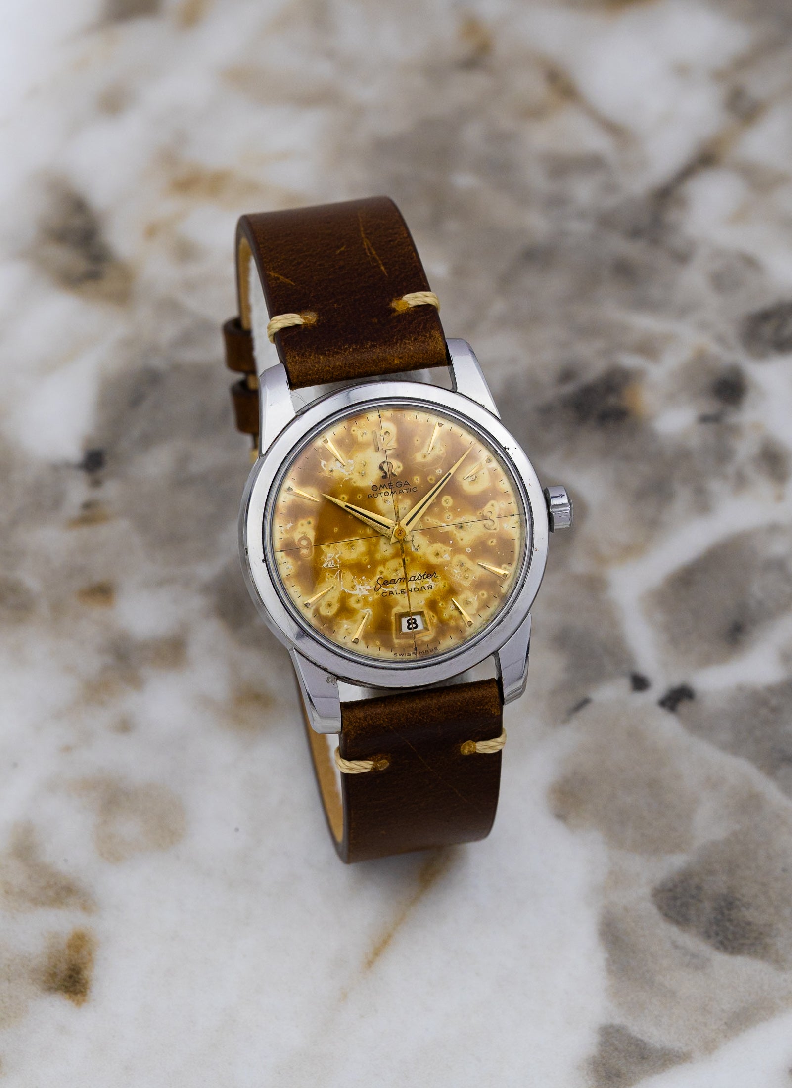 1954 Omega Seamaster Calendar Fat Lugs Leopard Patina 2757 Serviced