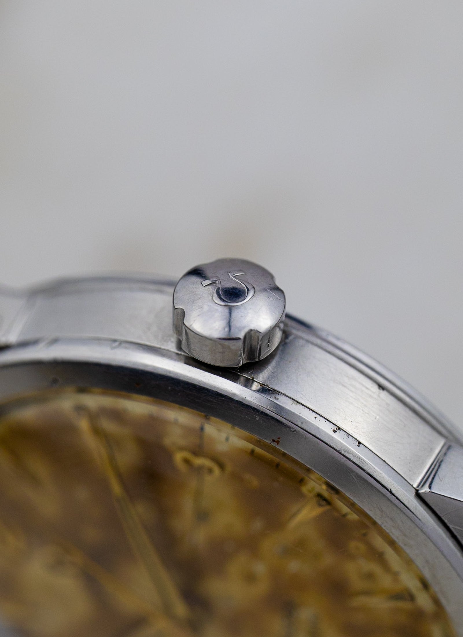 1954 Omega Seamaster Calendar Fat Lugs Leopard Patina 2757 Serviced