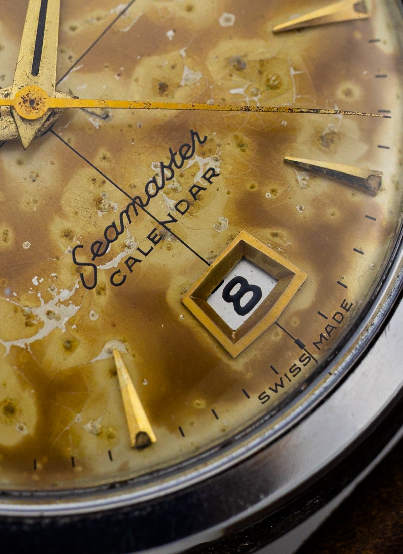 1954 Omega Seamaster Calendar Fat Lugs Leopard Patina 2757 Serviced