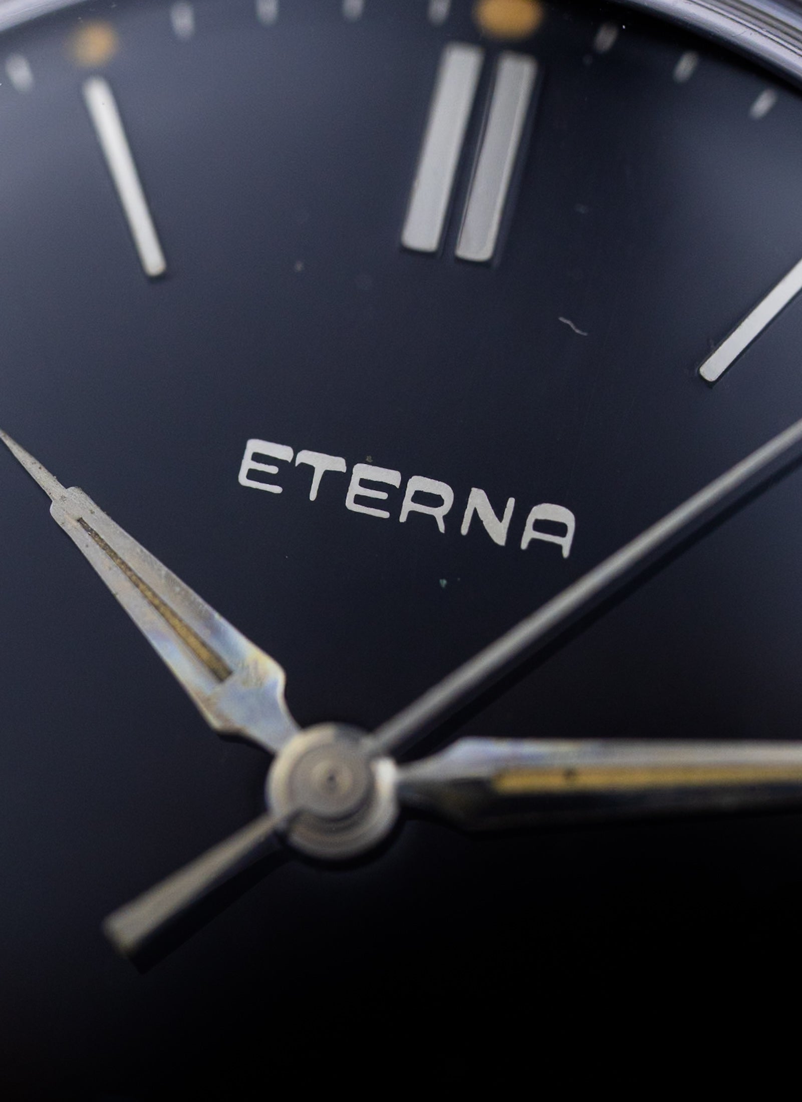 1956 Eterna Black Gilt cal. 1406U