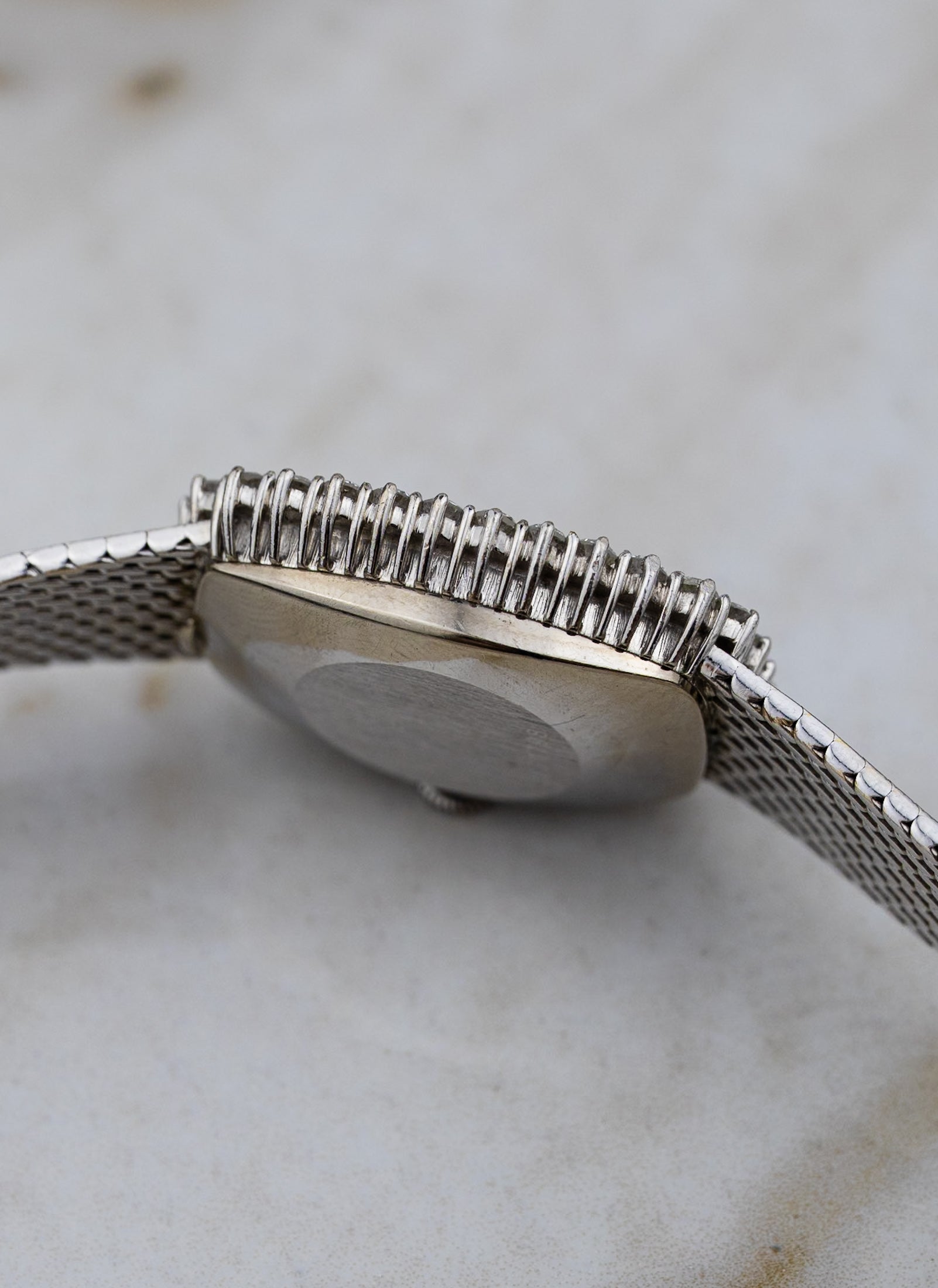 1975 18K Lady Rolex Orchid Navy Dial Diamond Bezel 2676