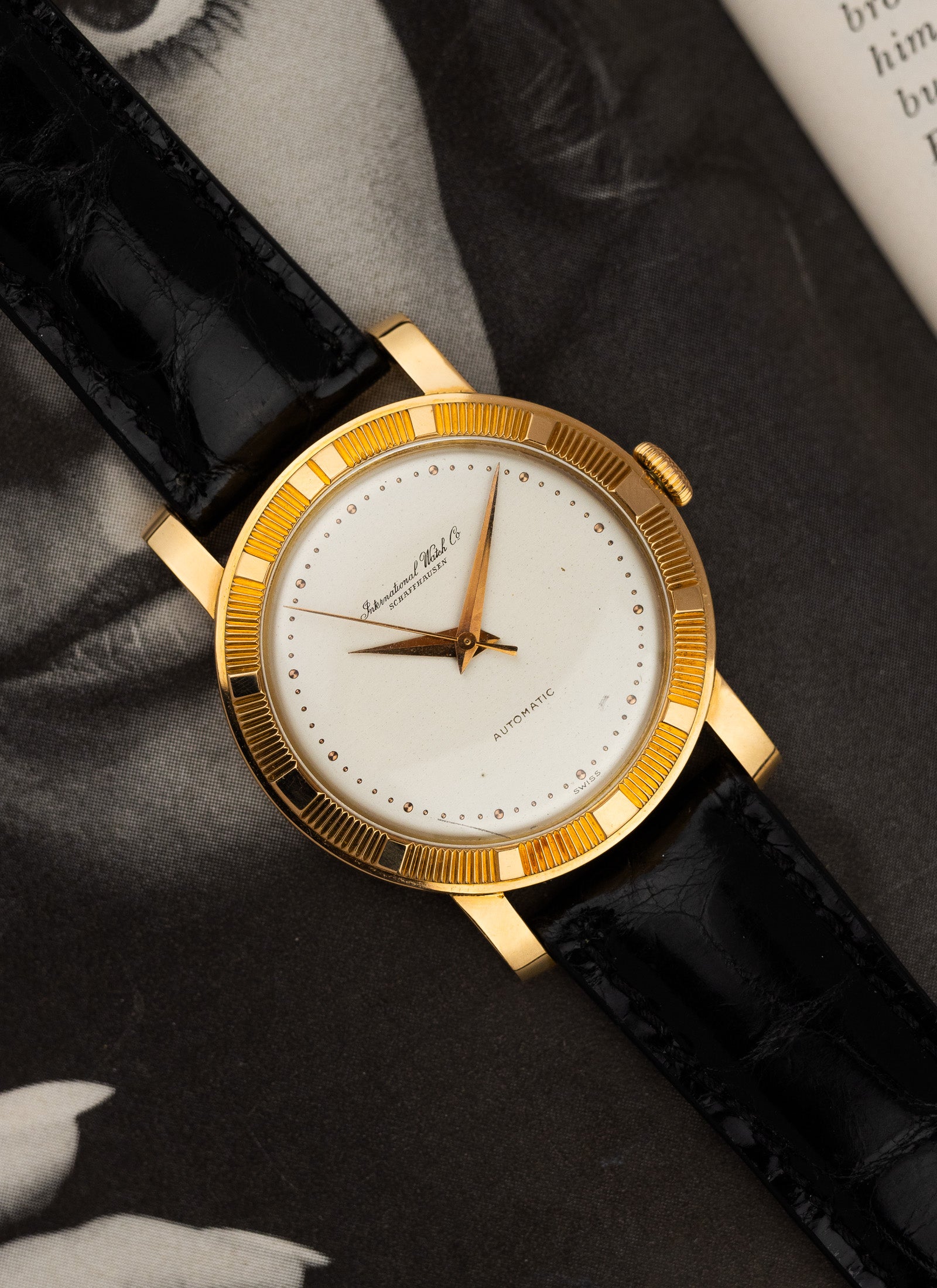 1960s 18K IWC Schaffhausen Engine Turned Bezel cal. 852