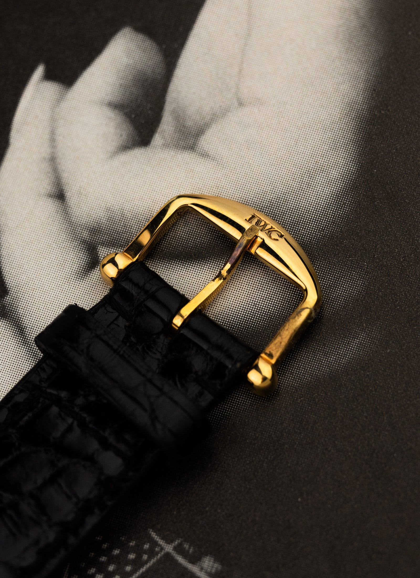 1960s 18K IWC Schaffhausen Engine Turned Bezel cal. 852