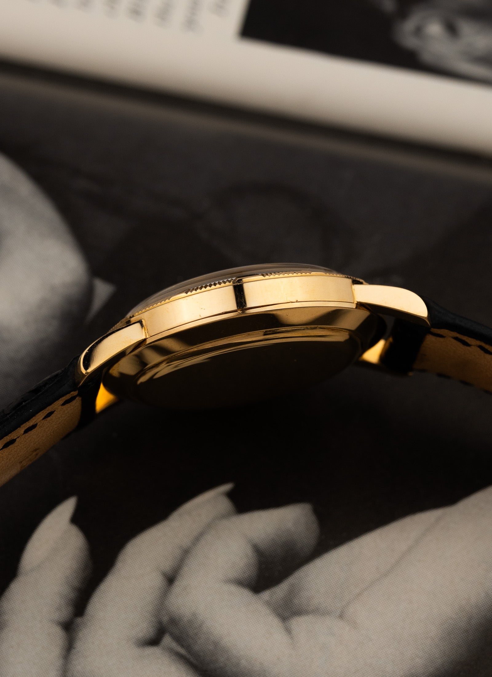 1960s 18K IWC Schaffhausen Engine Turned Bezel cal. 852