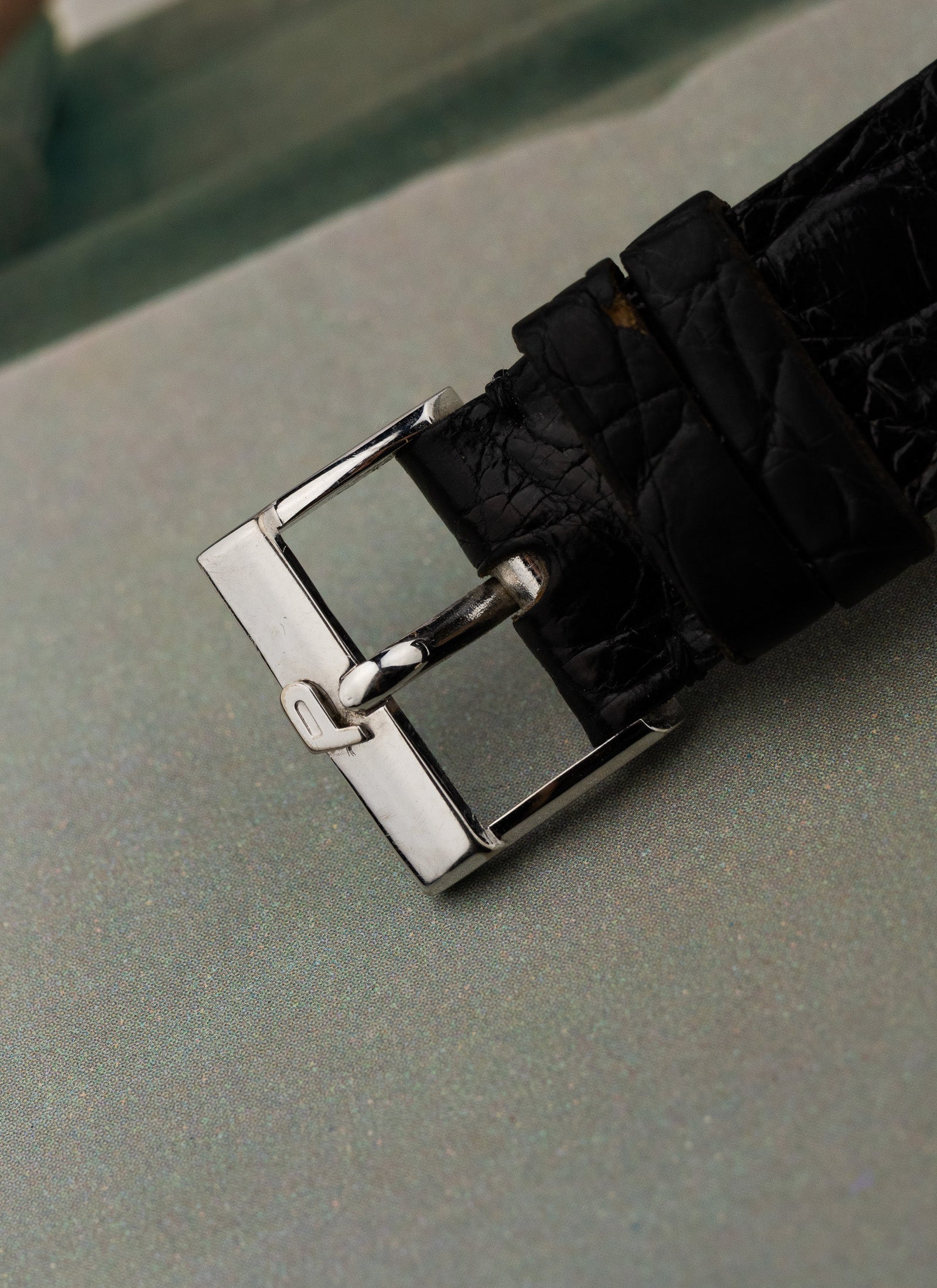 1970s 18K Piaget Tank Clous de Paris 9189 cal. 9P Serviced Pouch & Service Card