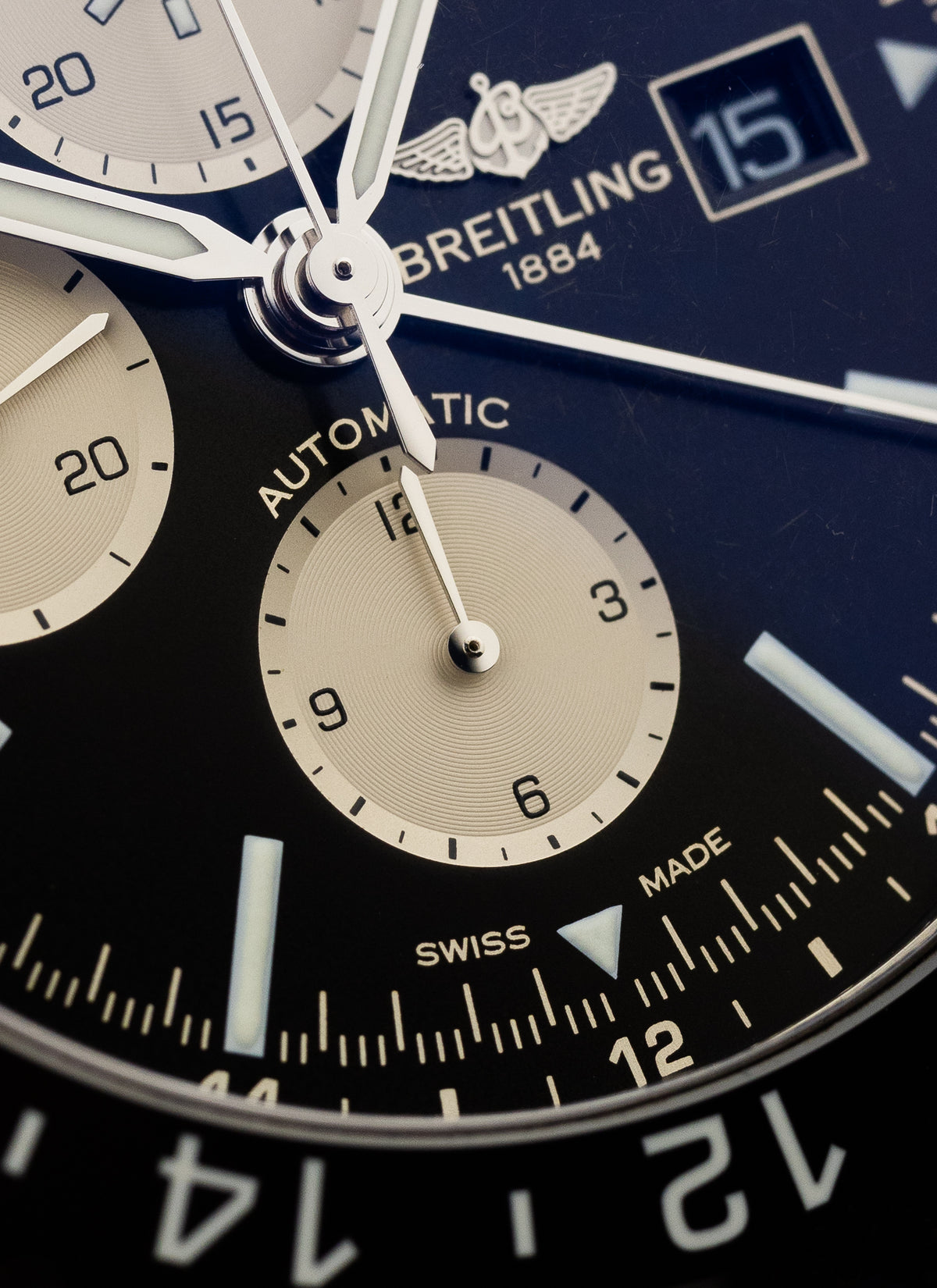 2015 Breitling Chronoliner Y2431012/BE10 Full Set