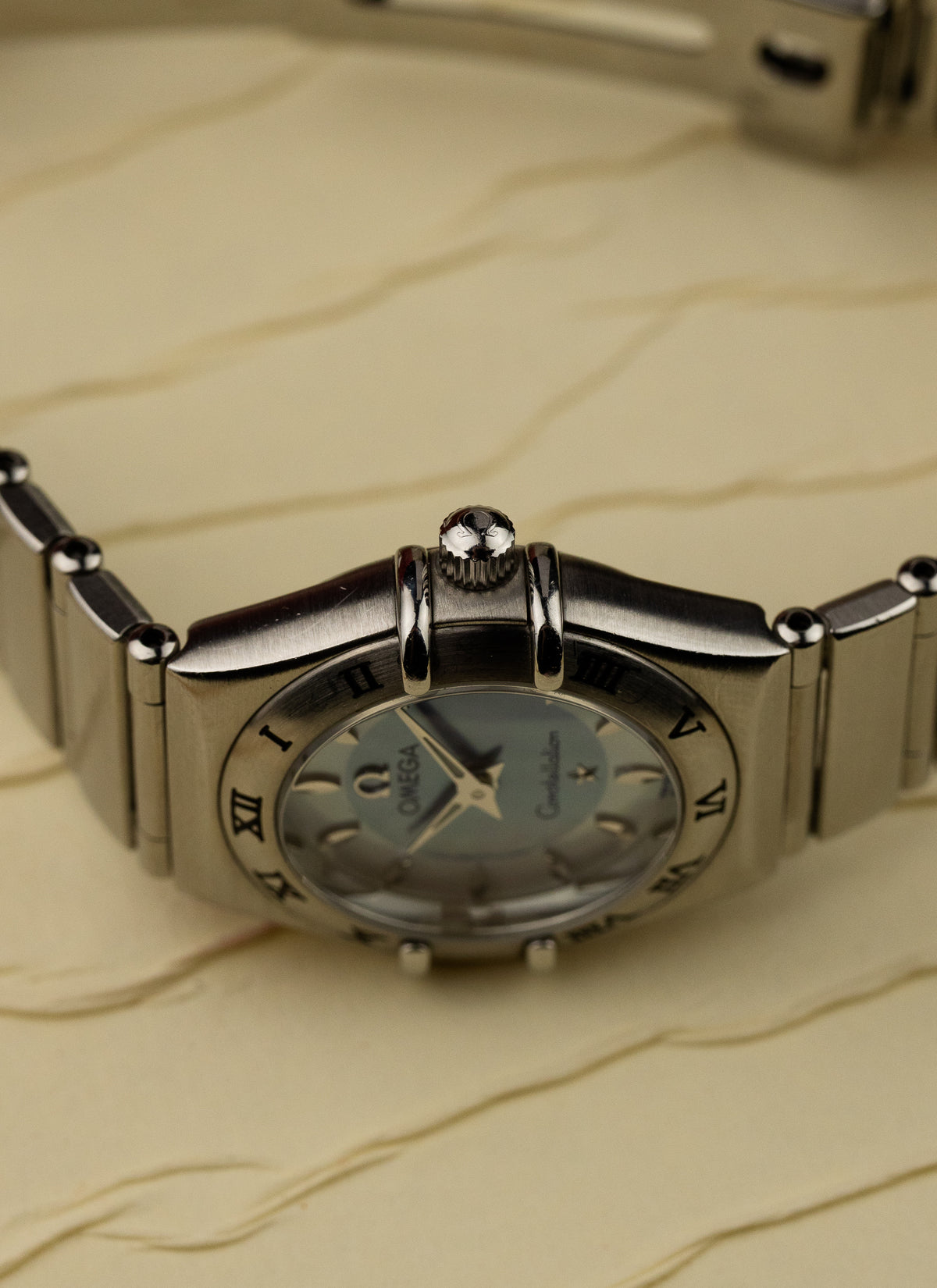 1998 Lady Omega Constellation Two-Tone MOP Dial 795.1203 cal. 1456 Box